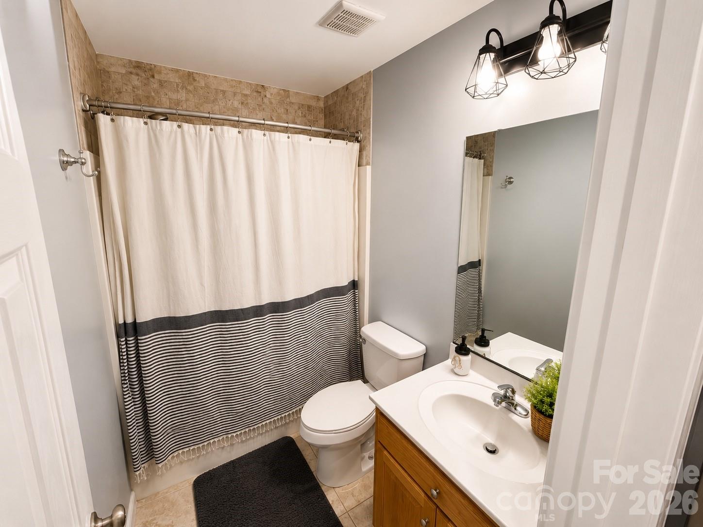 5700 Aspiran Drive — Catawba