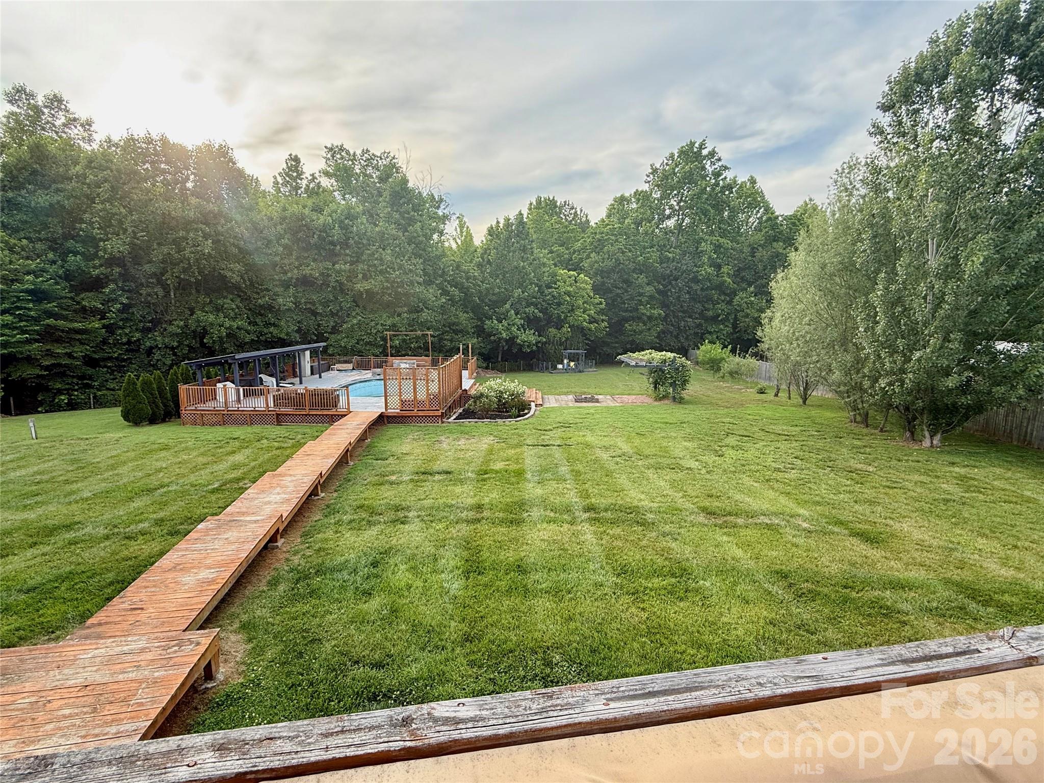 5700 Aspiran Drive — Catawba
