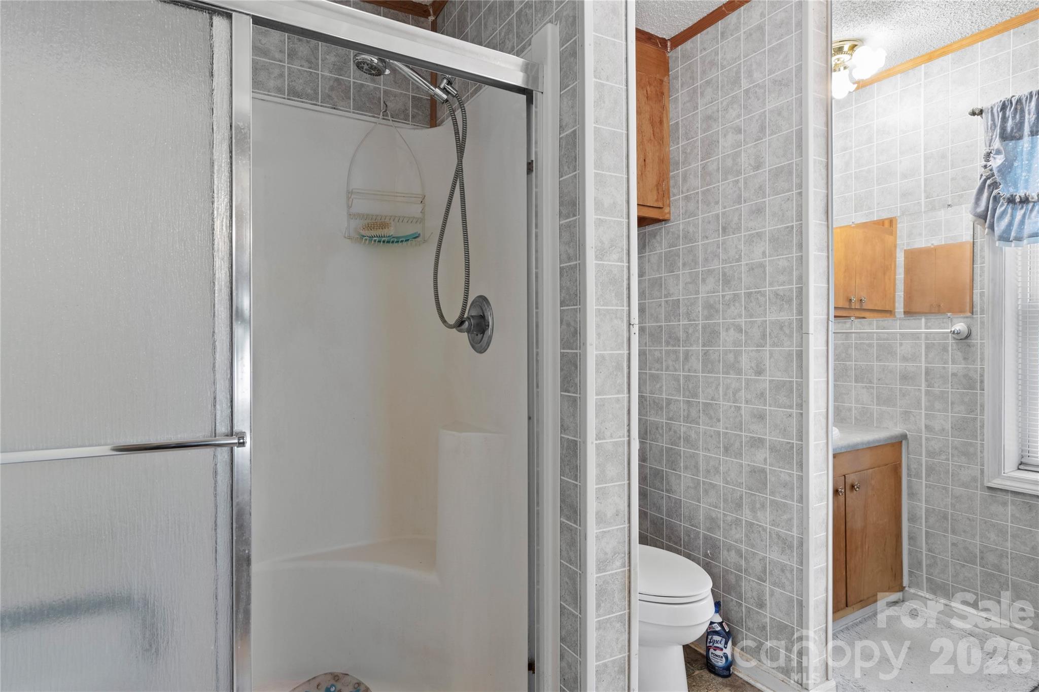 271 Little Ridge Road — Moravian Falls