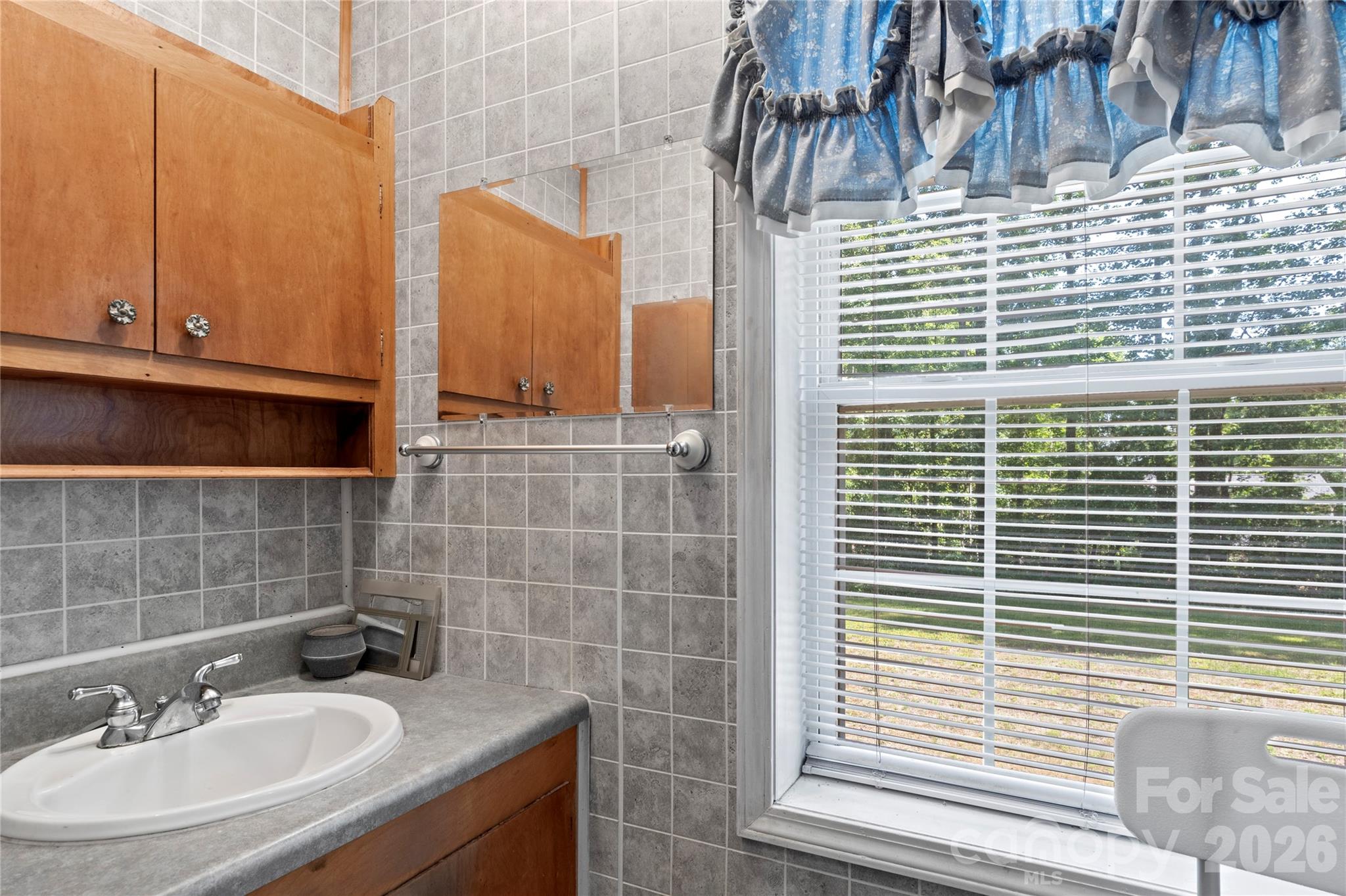 271 Little Ridge Road — Moravian Falls