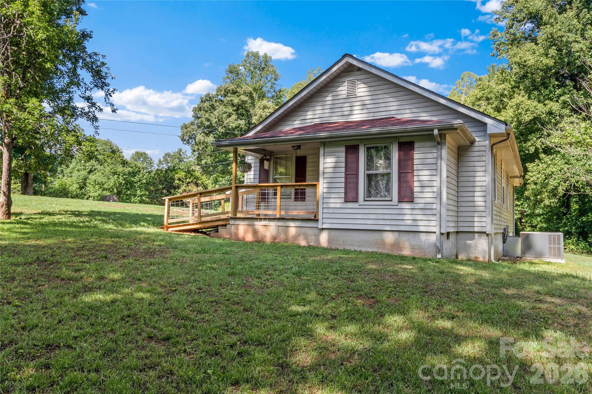 271 Little Ridge Road — Moravian Falls