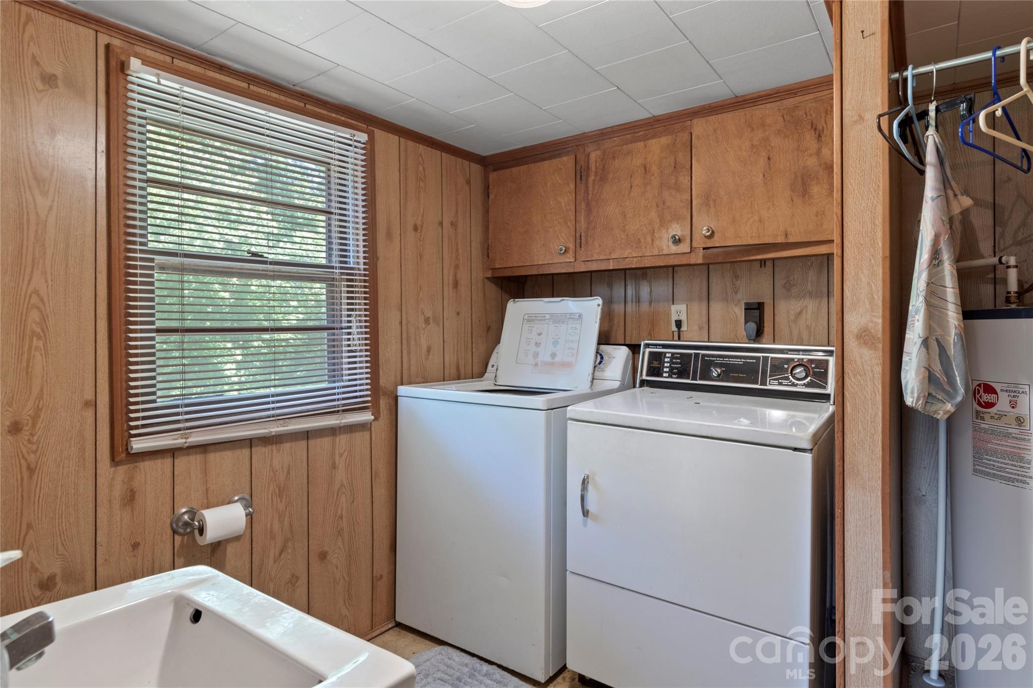 271 Little Ridge Road — Moravian Falls