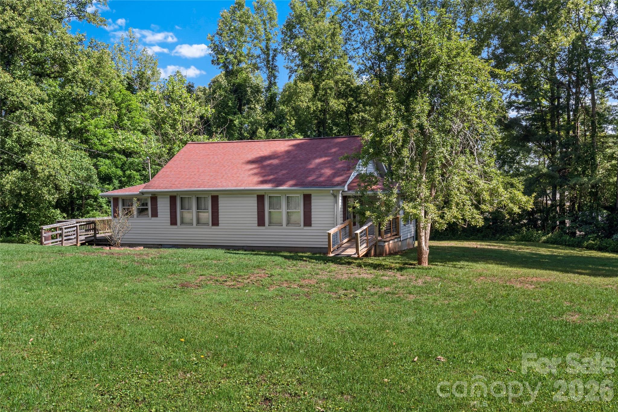 271 Little Ridge Road — Moravian Falls