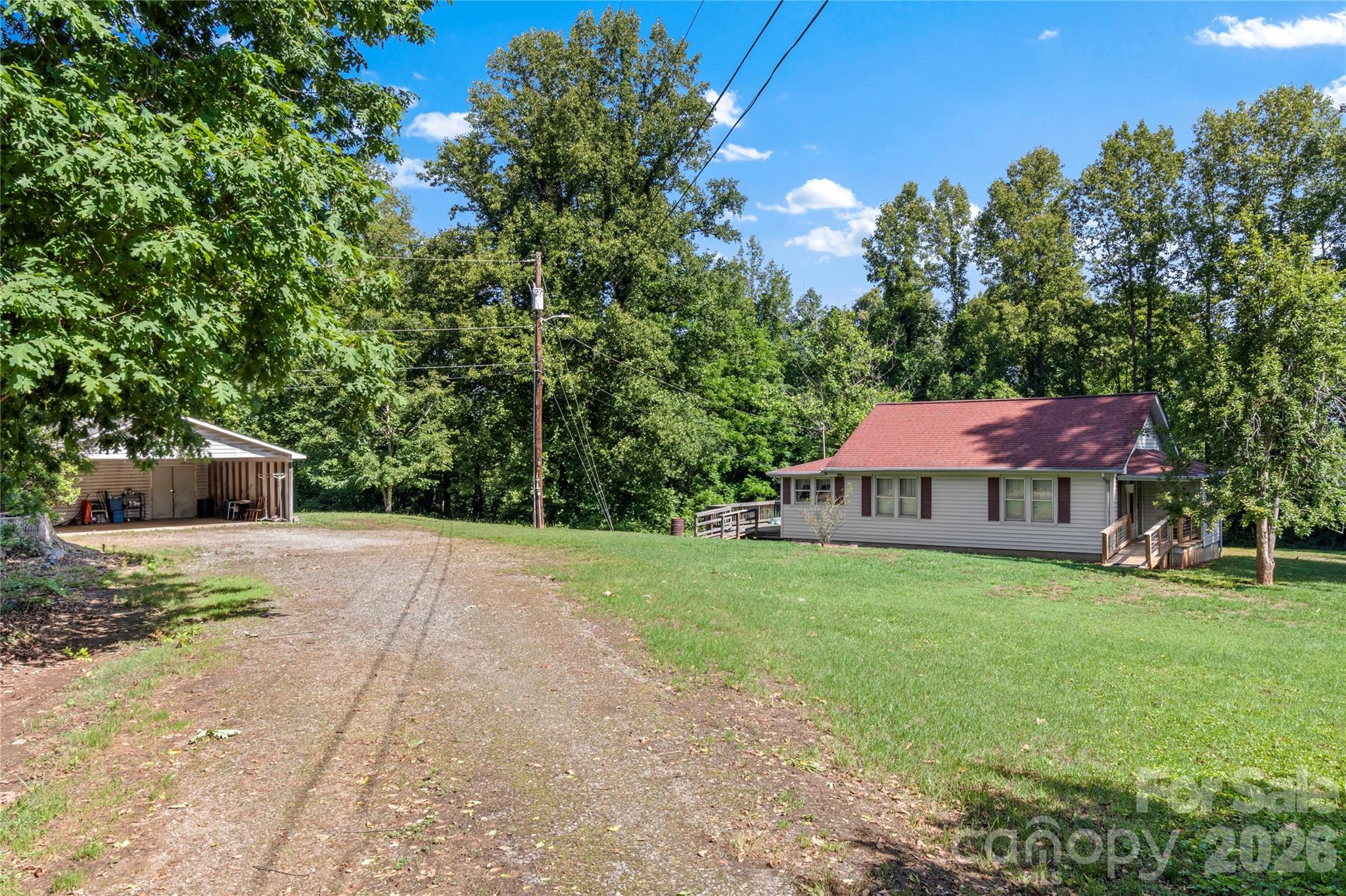 271 Little Ridge Road — Moravian Falls