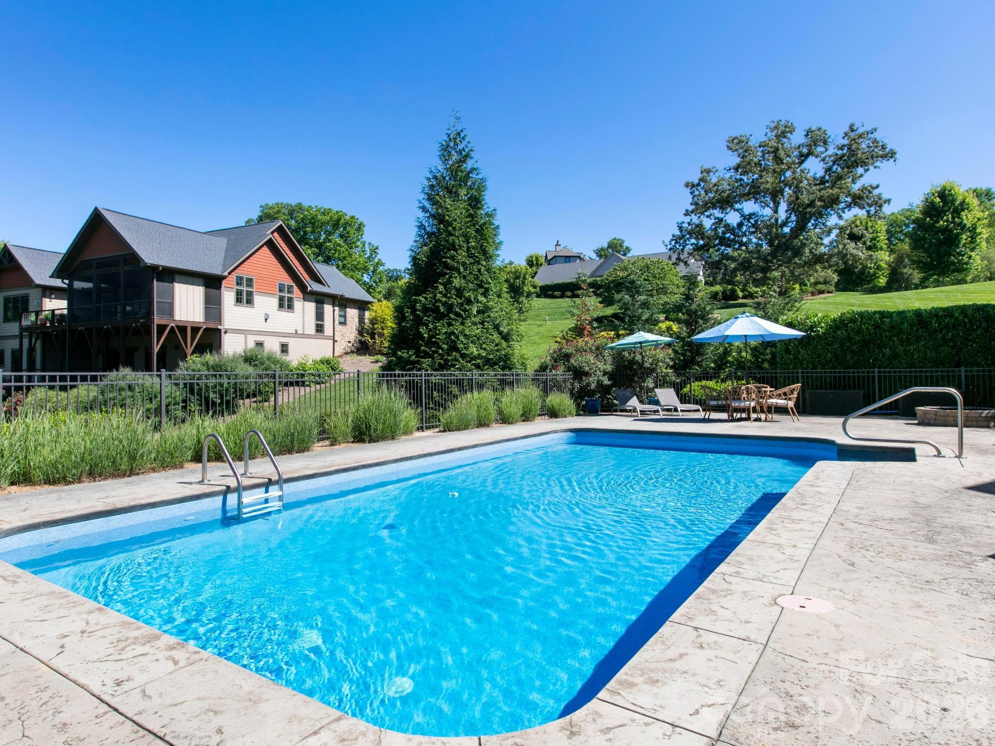 32 Lake Vista Drive — Fletcher