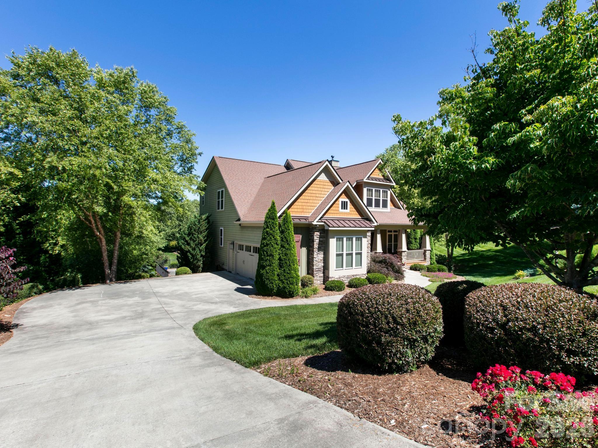 32 Lake Vista Drive — Fletcher