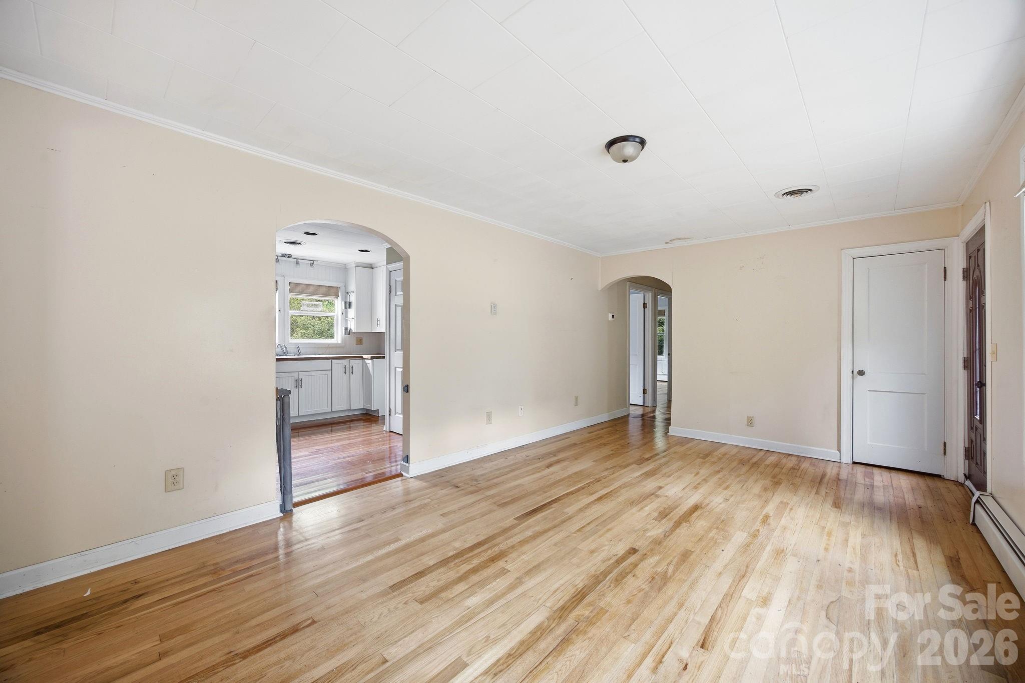 211 Sowers Ferry Road — Salisbury