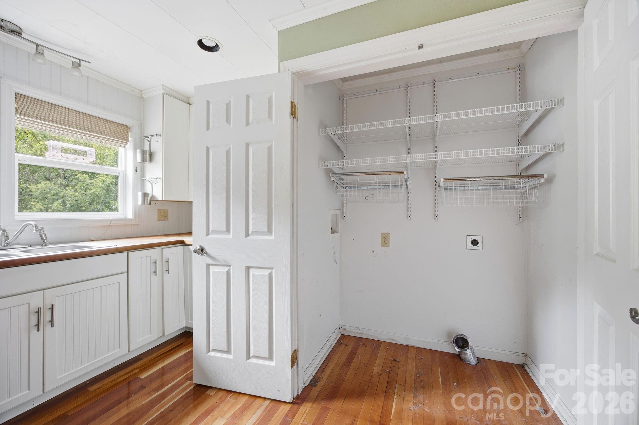 211 Sowers Ferry Road — Salisbury