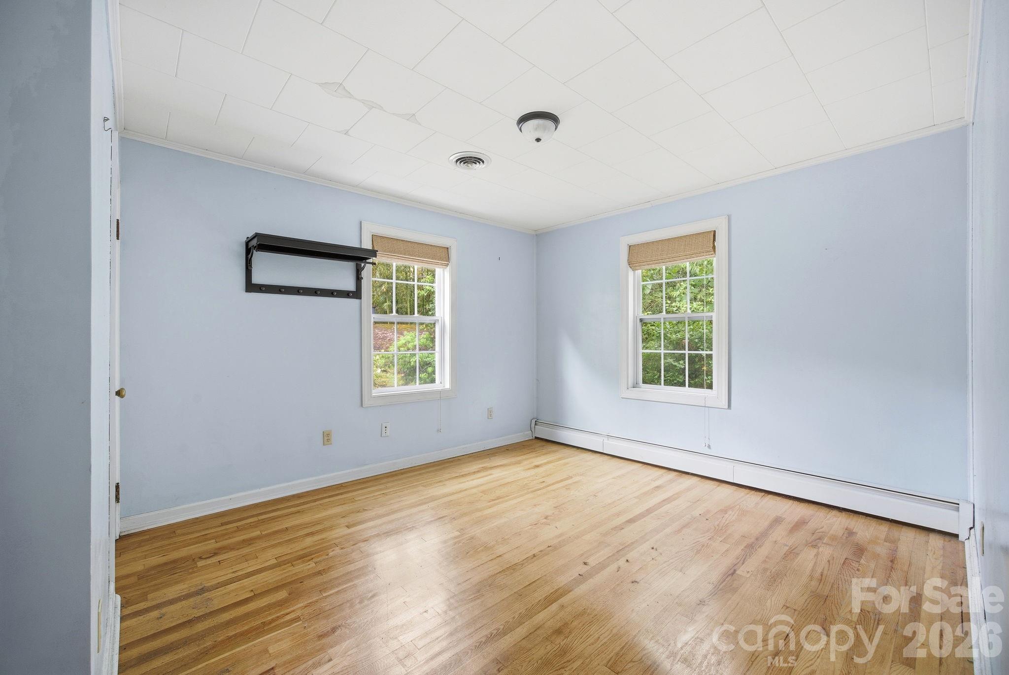 211 Sowers Ferry Road — Salisbury