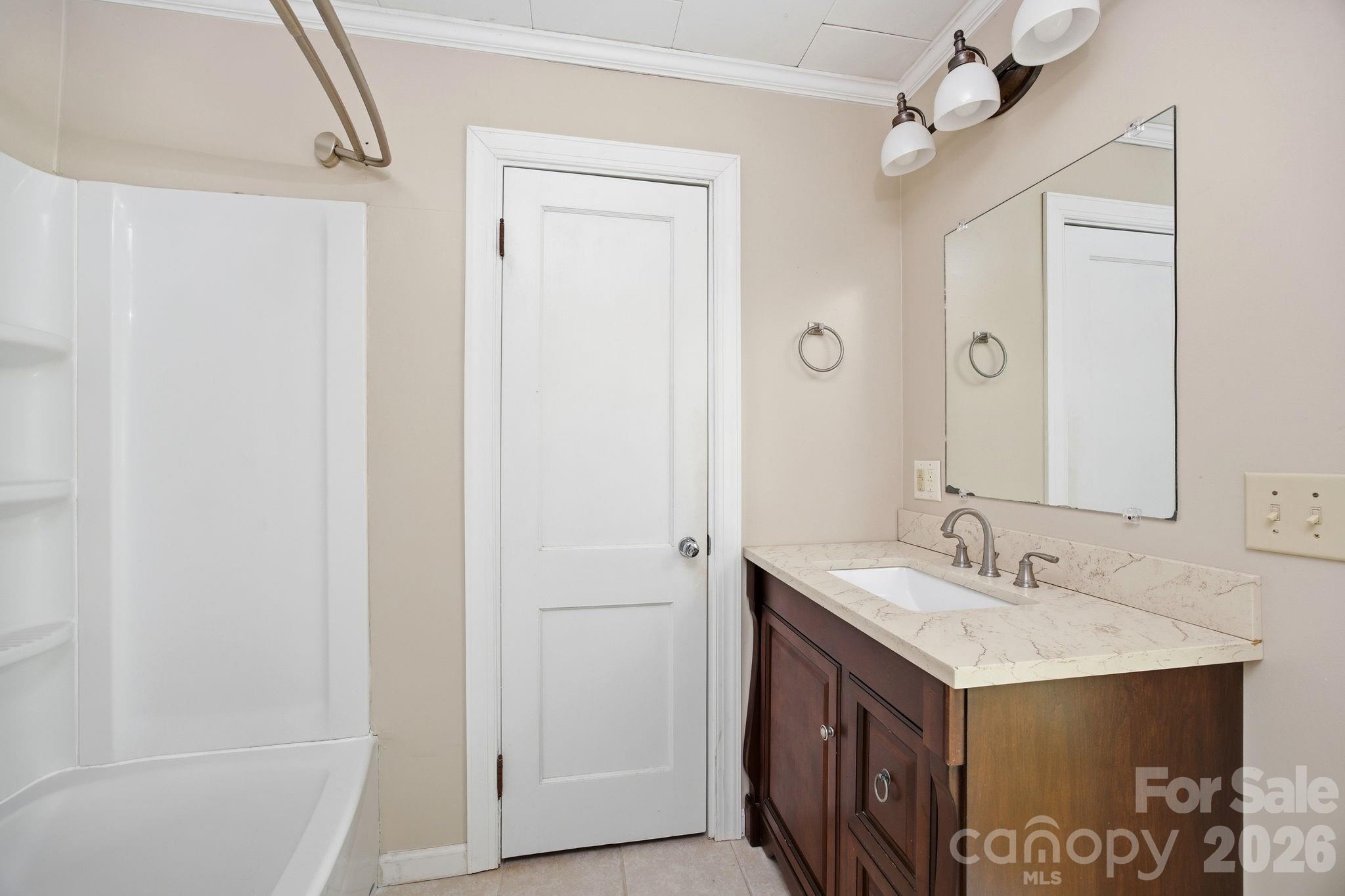 211 Sowers Ferry Road — Salisbury