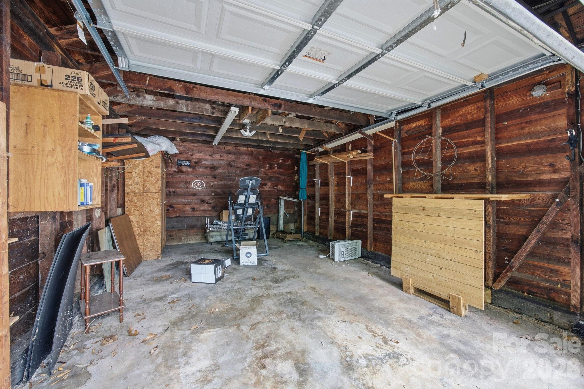 211 Sowers Ferry Road — Salisbury