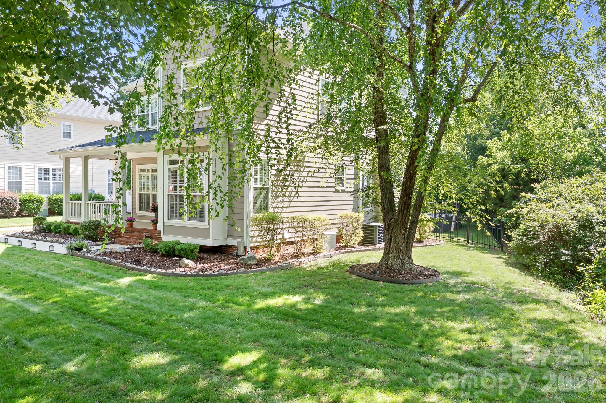 17028 Pennington Drive — Huntersville