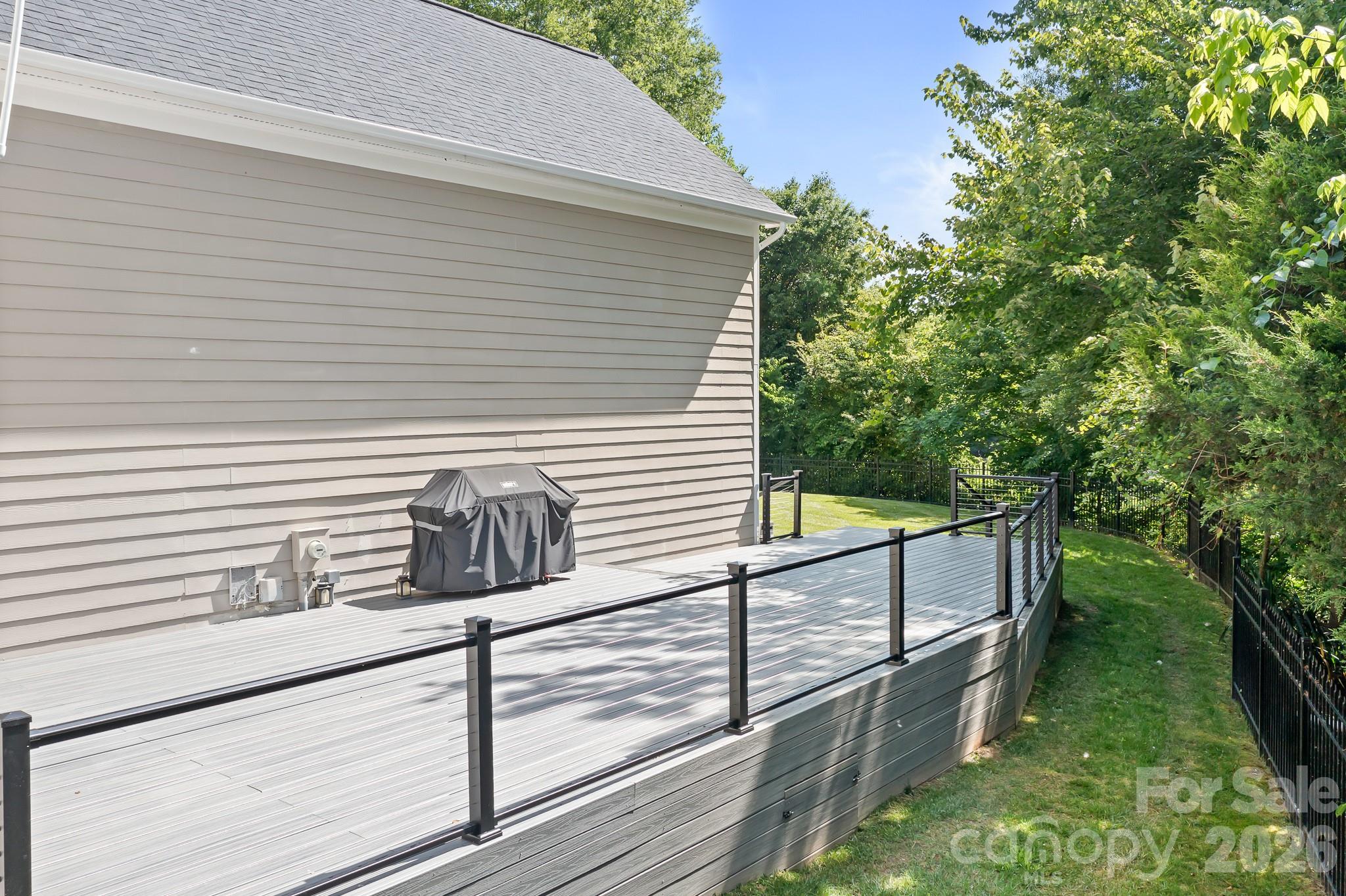 17028 Pennington Drive — Huntersville