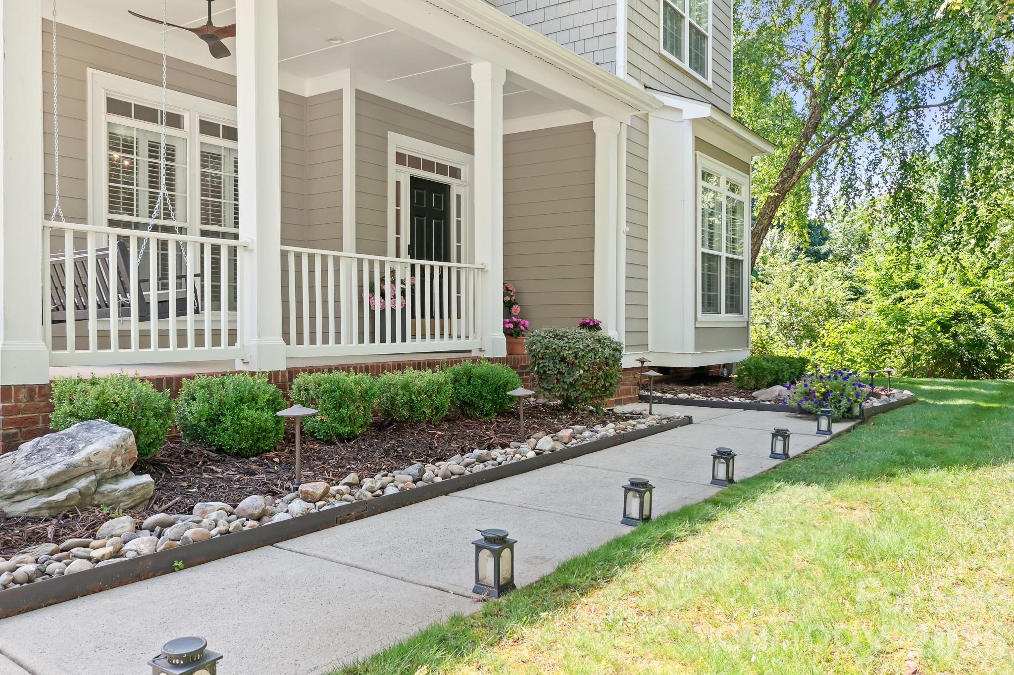 17028 Pennington Drive — Huntersville