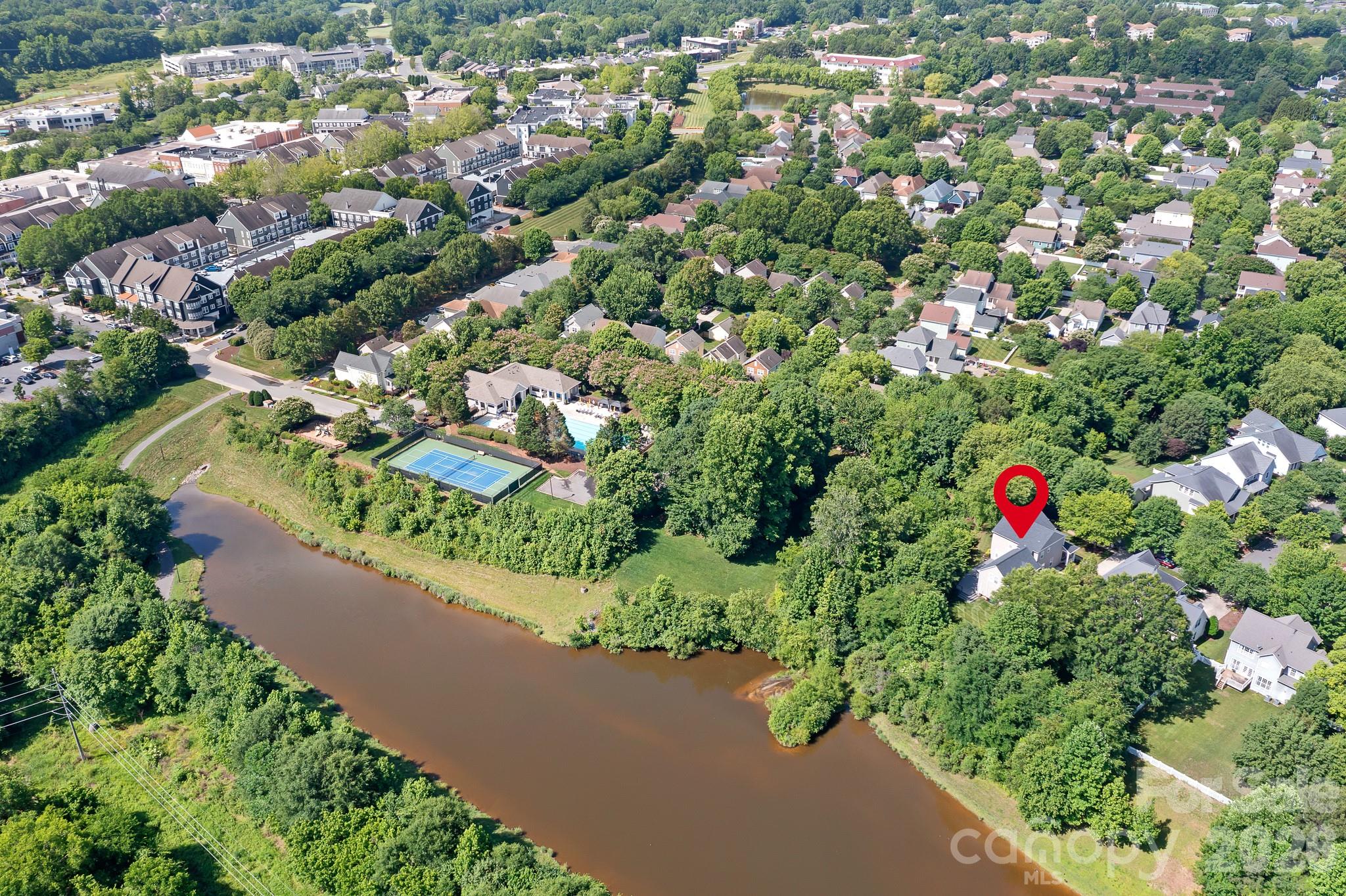 17028 Pennington Drive — Huntersville