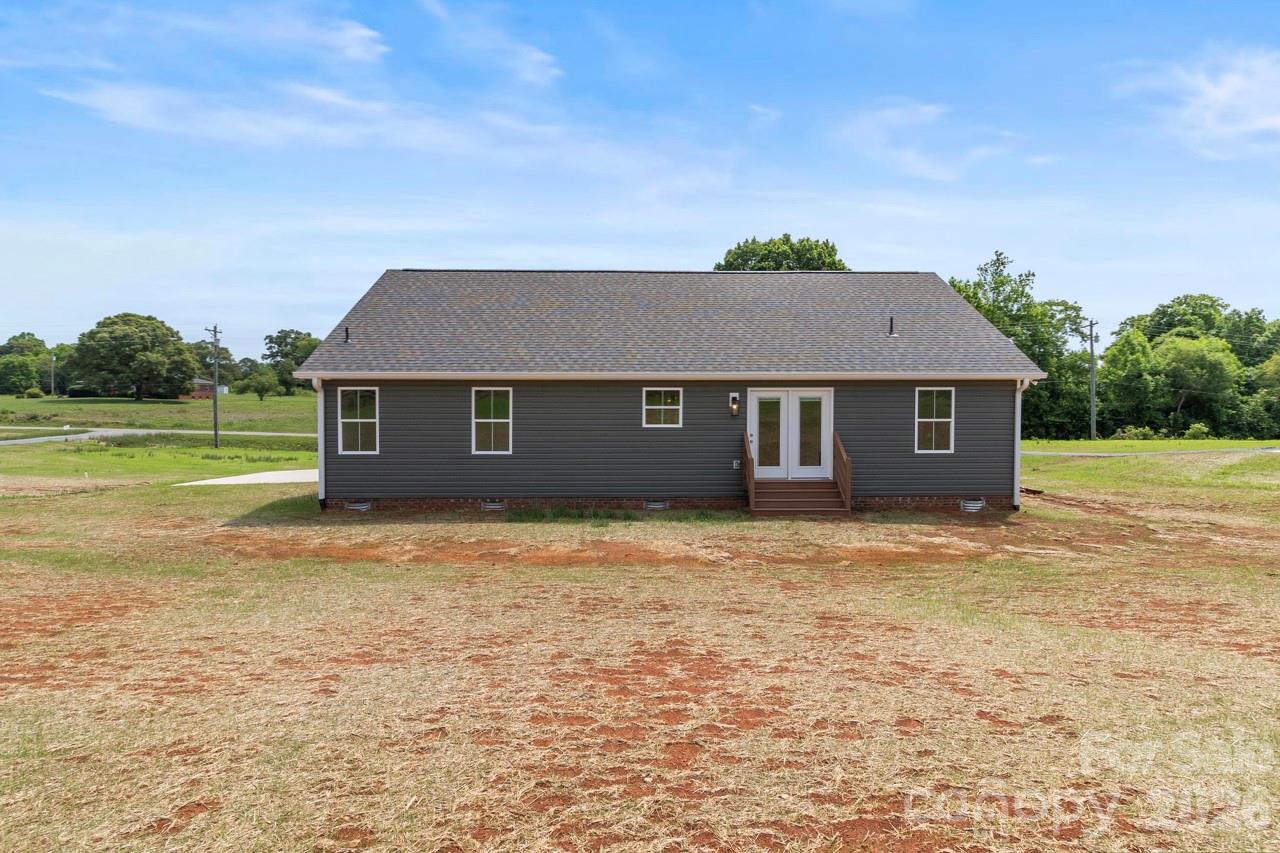 713 Alf Hoover Road — Lincolnton