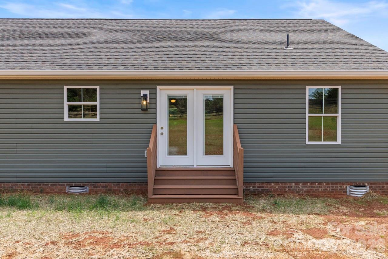 713 Alf Hoover Road — Lincolnton