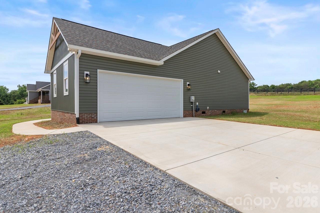 713 Alf Hoover Road — Lincolnton