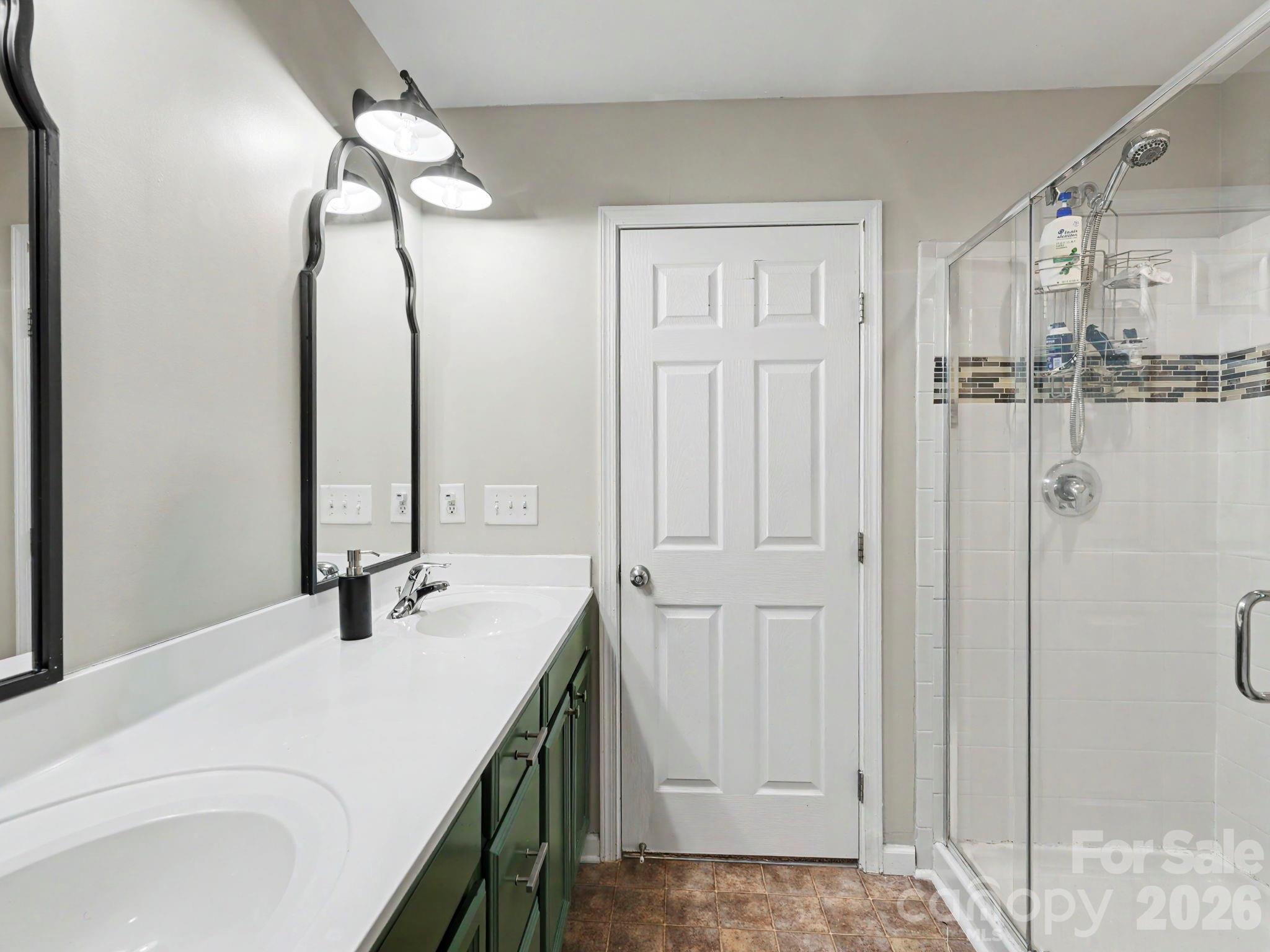 305 Hydrangea Drive — Clover