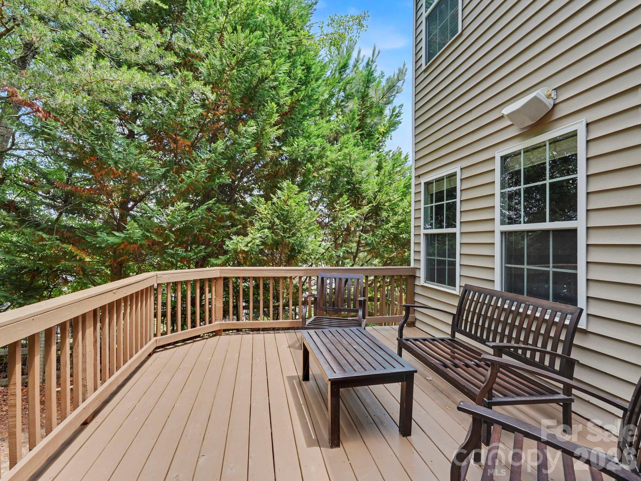305 Hydrangea Drive — Clover