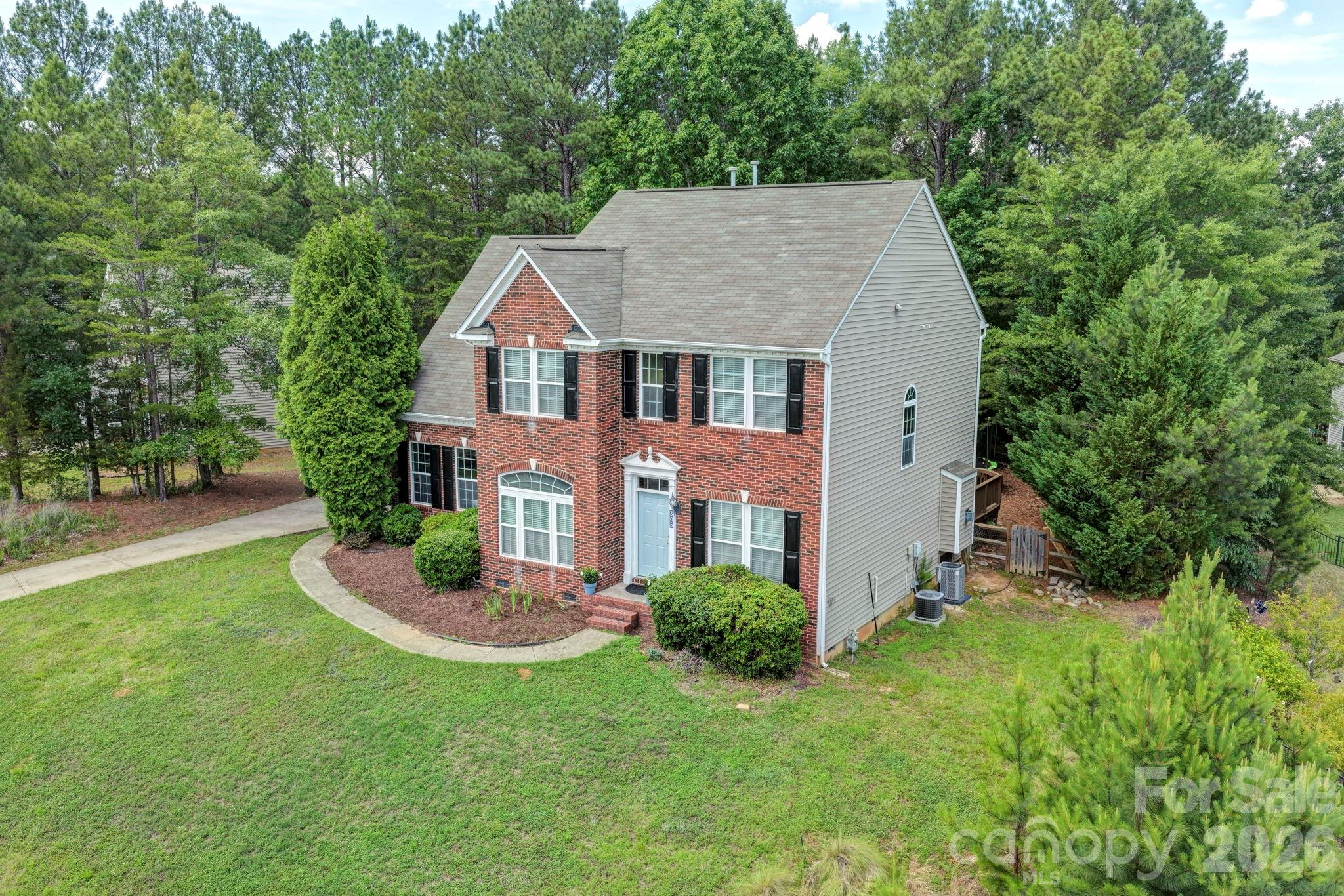 305 Hydrangea Drive — Clover