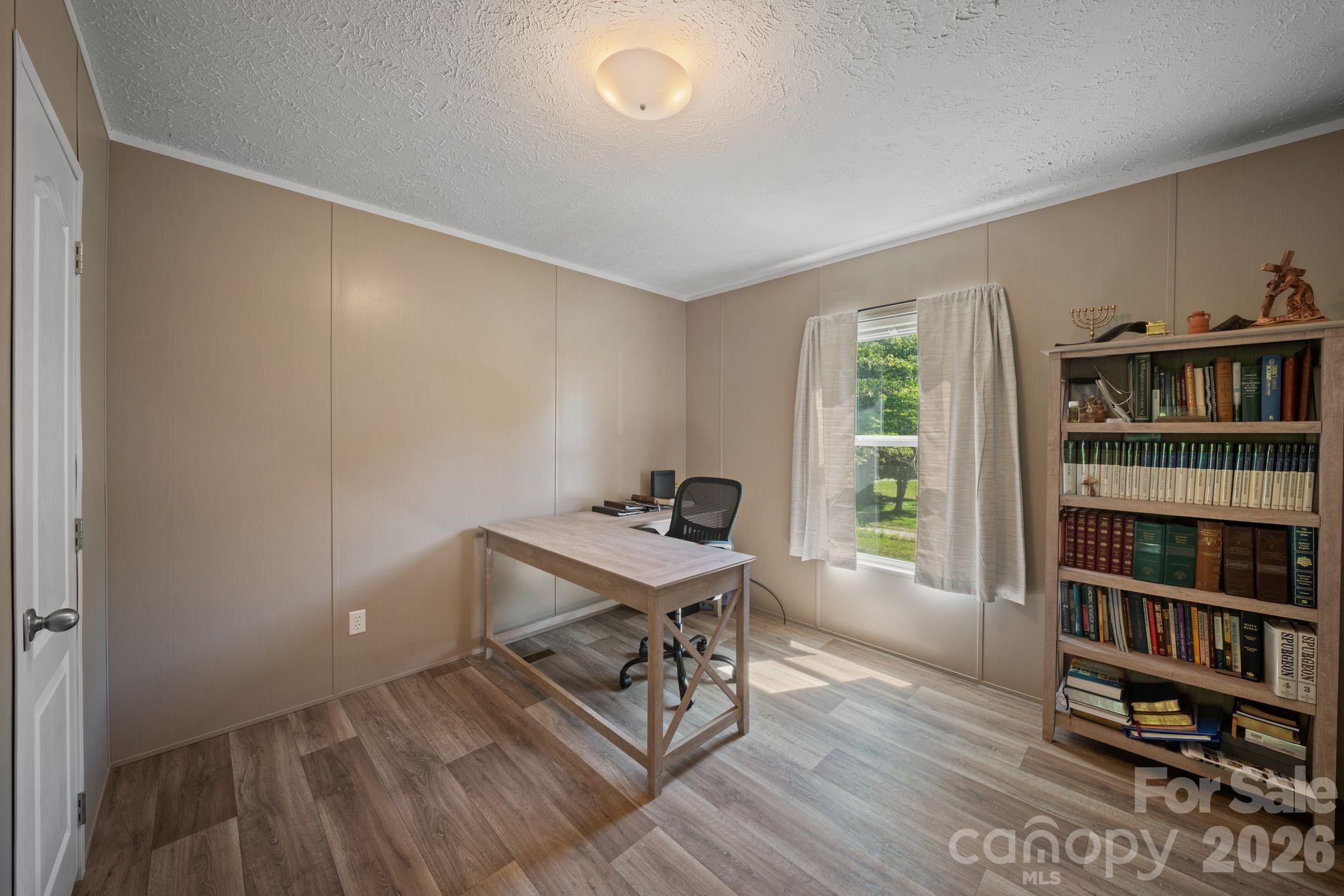 151 Field Sparrow Lane — Hendersonville