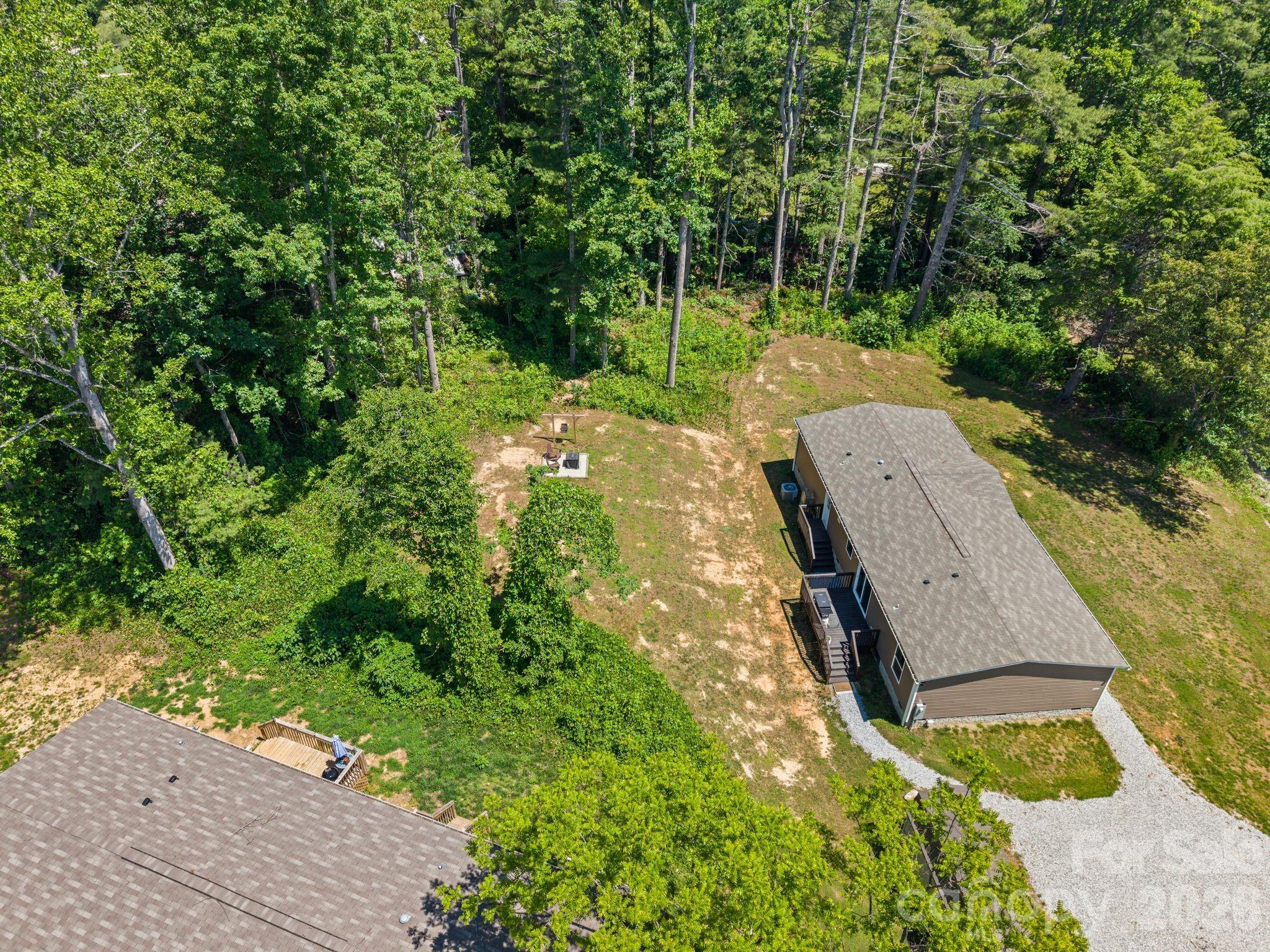 151 Field Sparrow Lane — Hendersonville