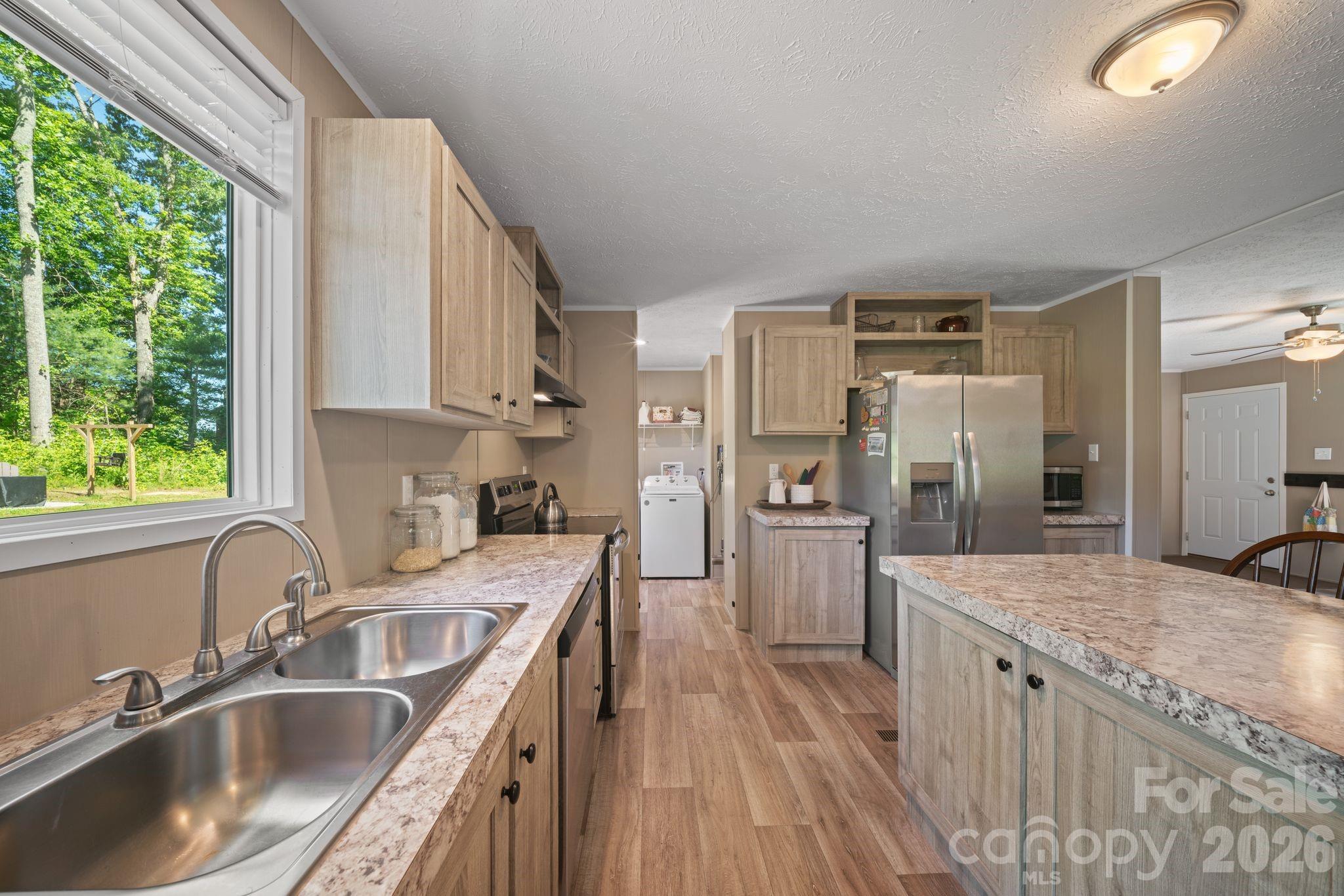 151 Field Sparrow Lane — Hendersonville