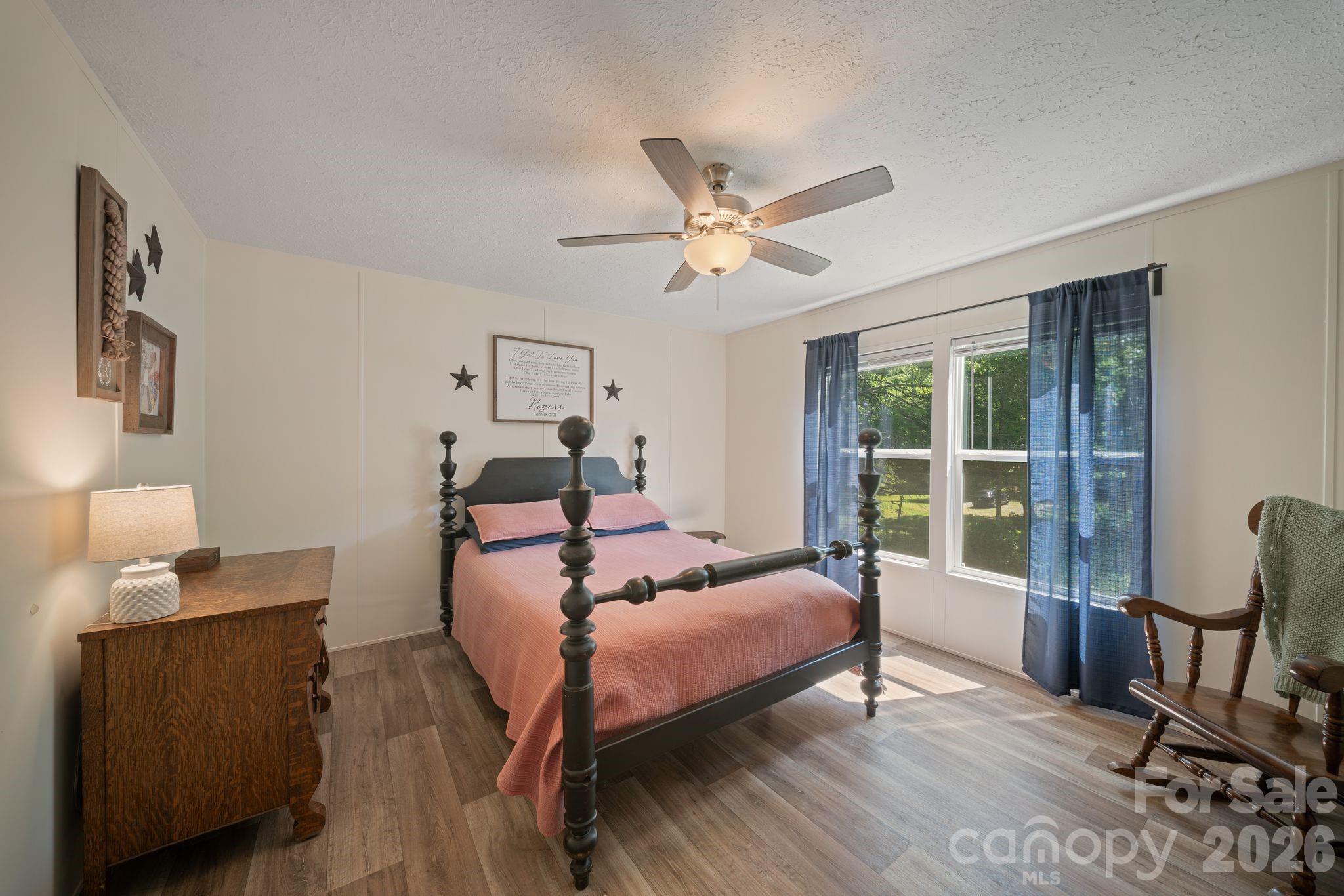 151 Field Sparrow Lane — Hendersonville