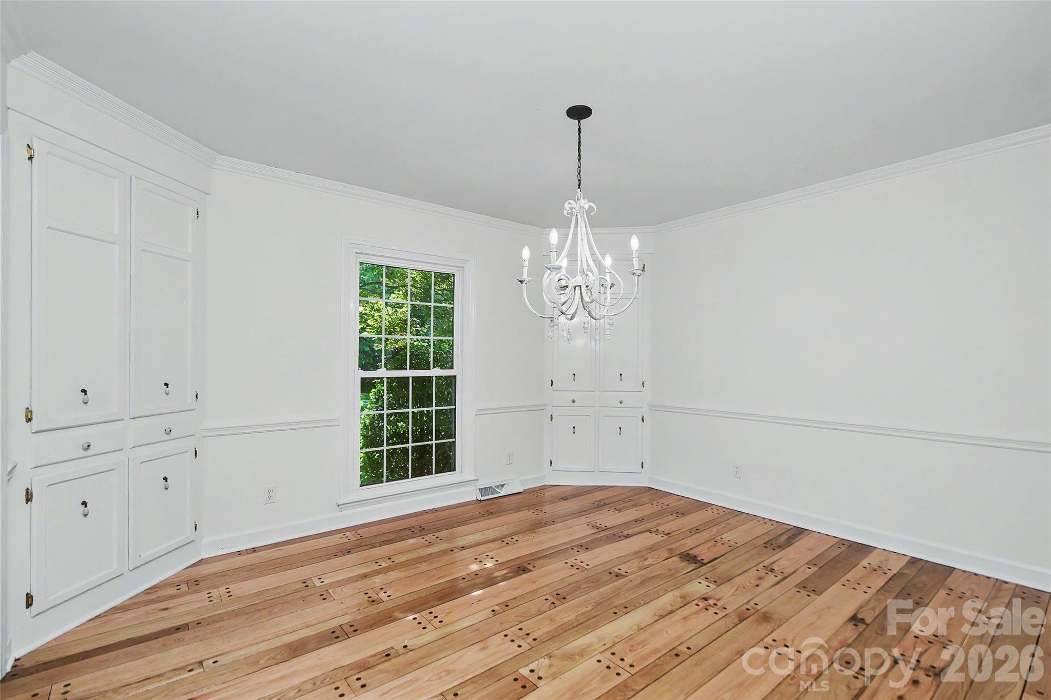 6117 Cherry Tree Lane — Charlotte