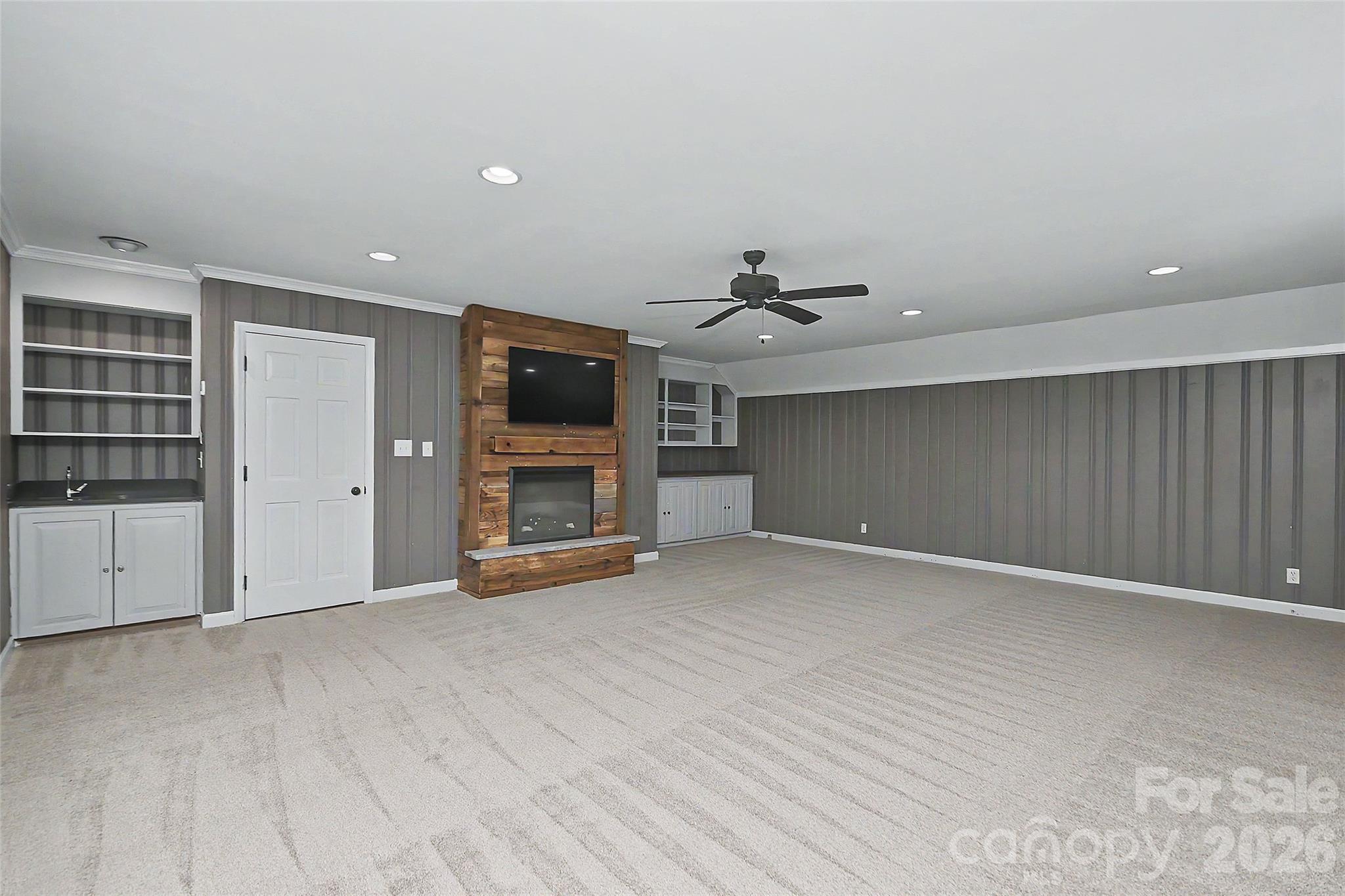 6117 Cherry Tree Lane — Charlotte