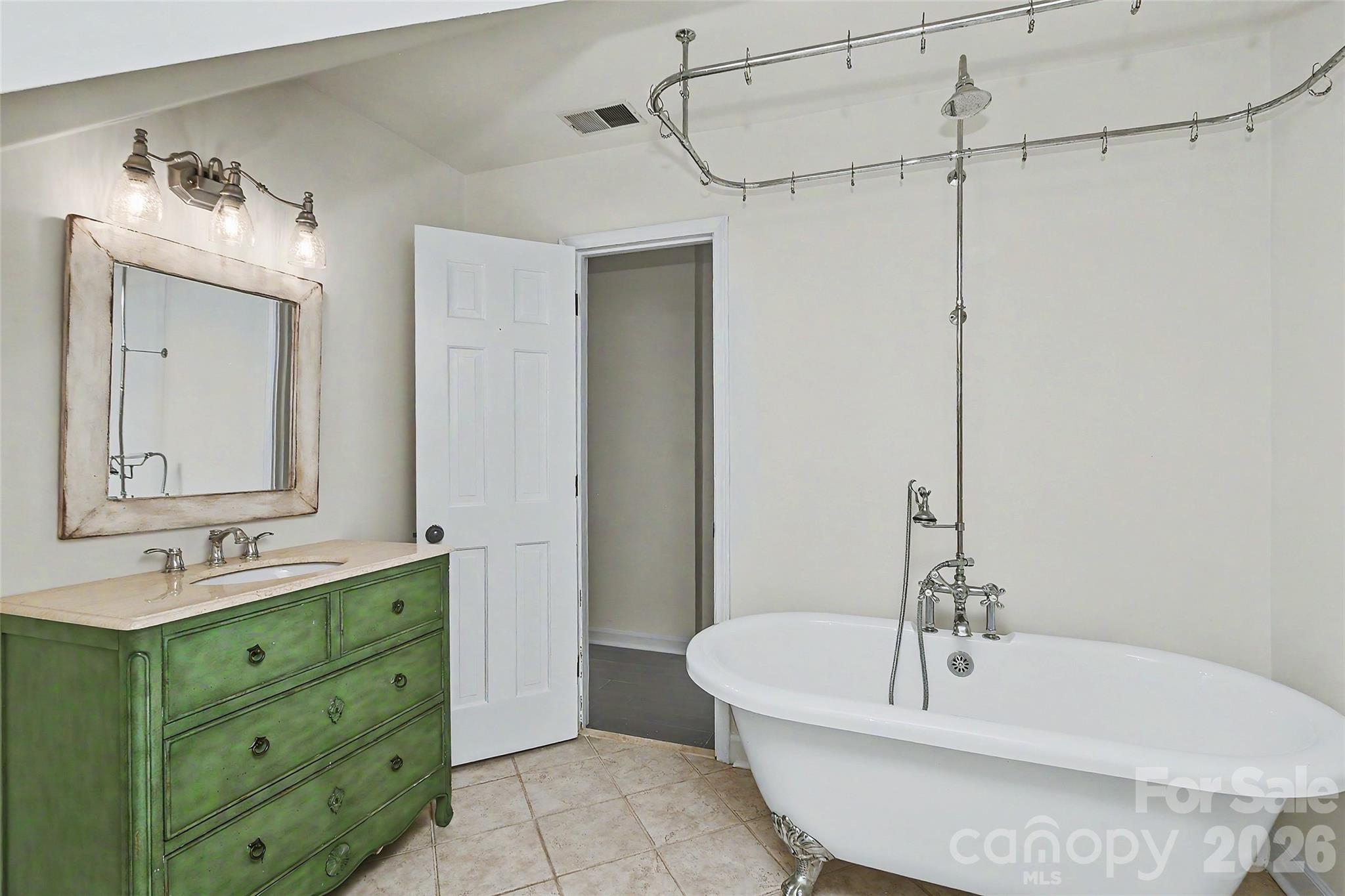 6117 Cherry Tree Lane — Charlotte