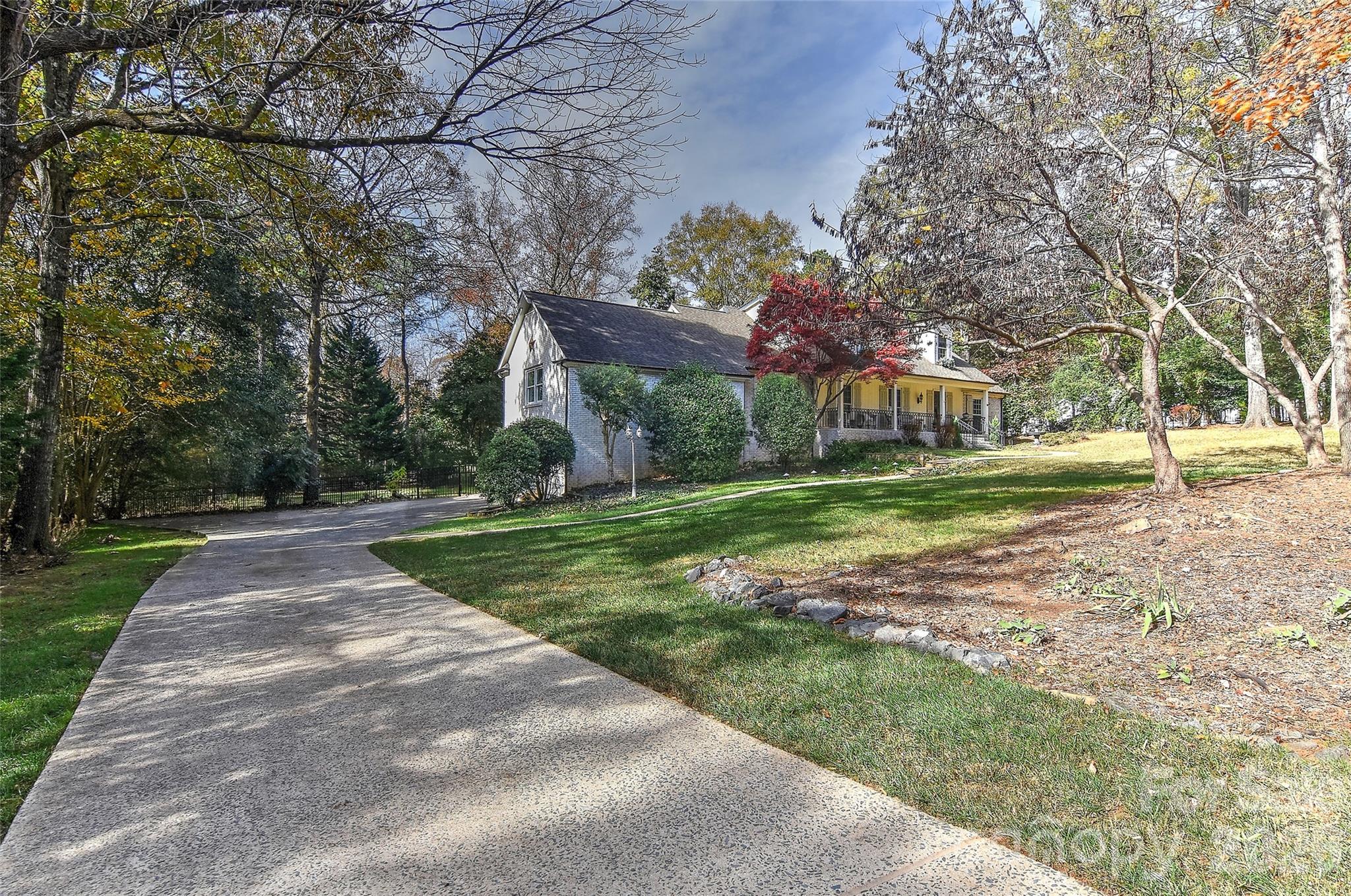 6117 Cherry Tree Lane — Charlotte