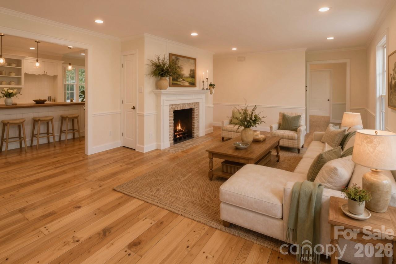 6117 Cherry Tree Lane — Charlotte