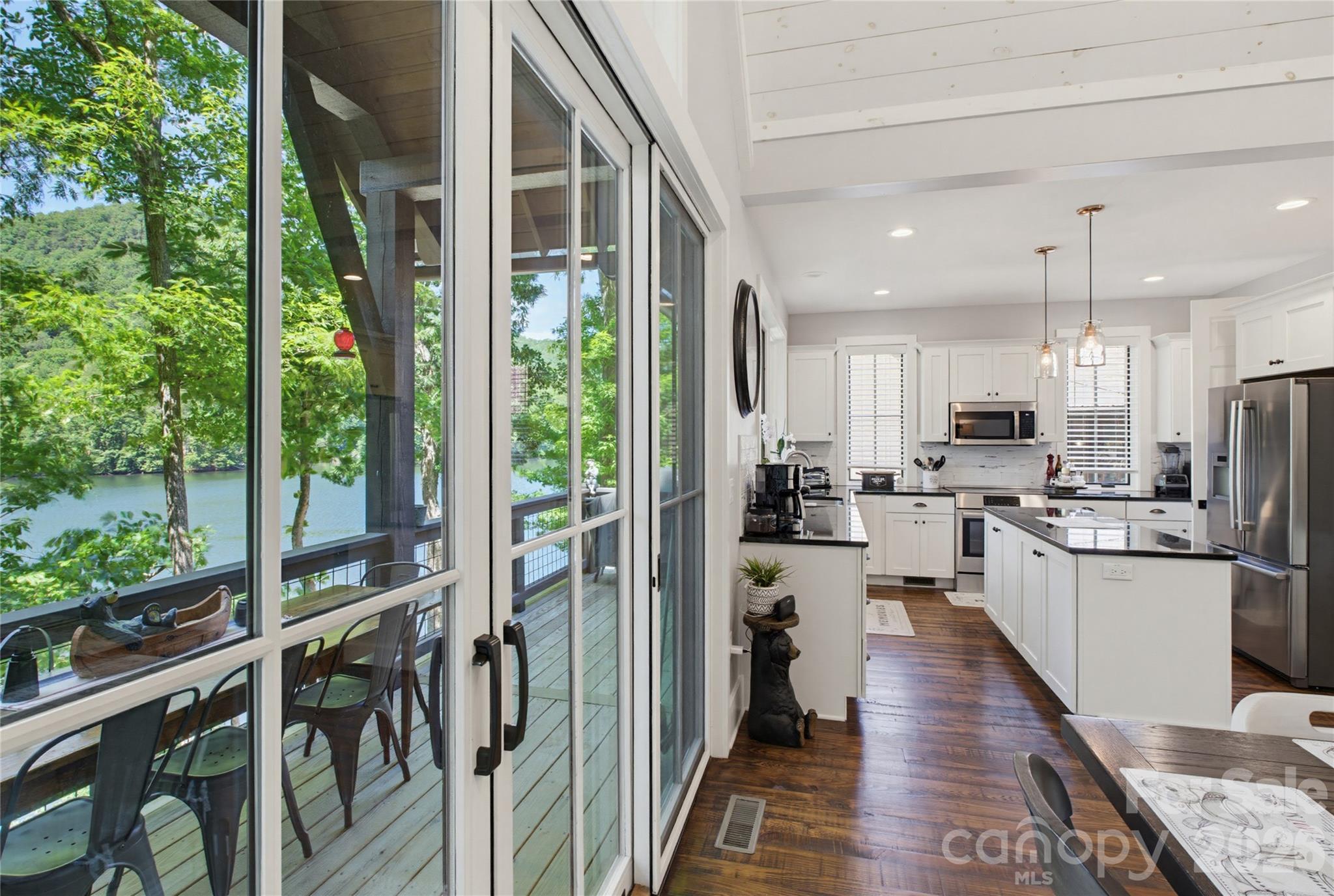561 Harbor Ridge Drive — Tuckasegee