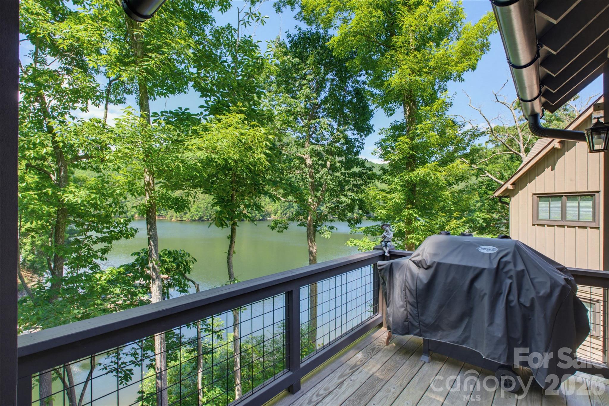 561 Harbor Ridge Drive — Tuckasegee