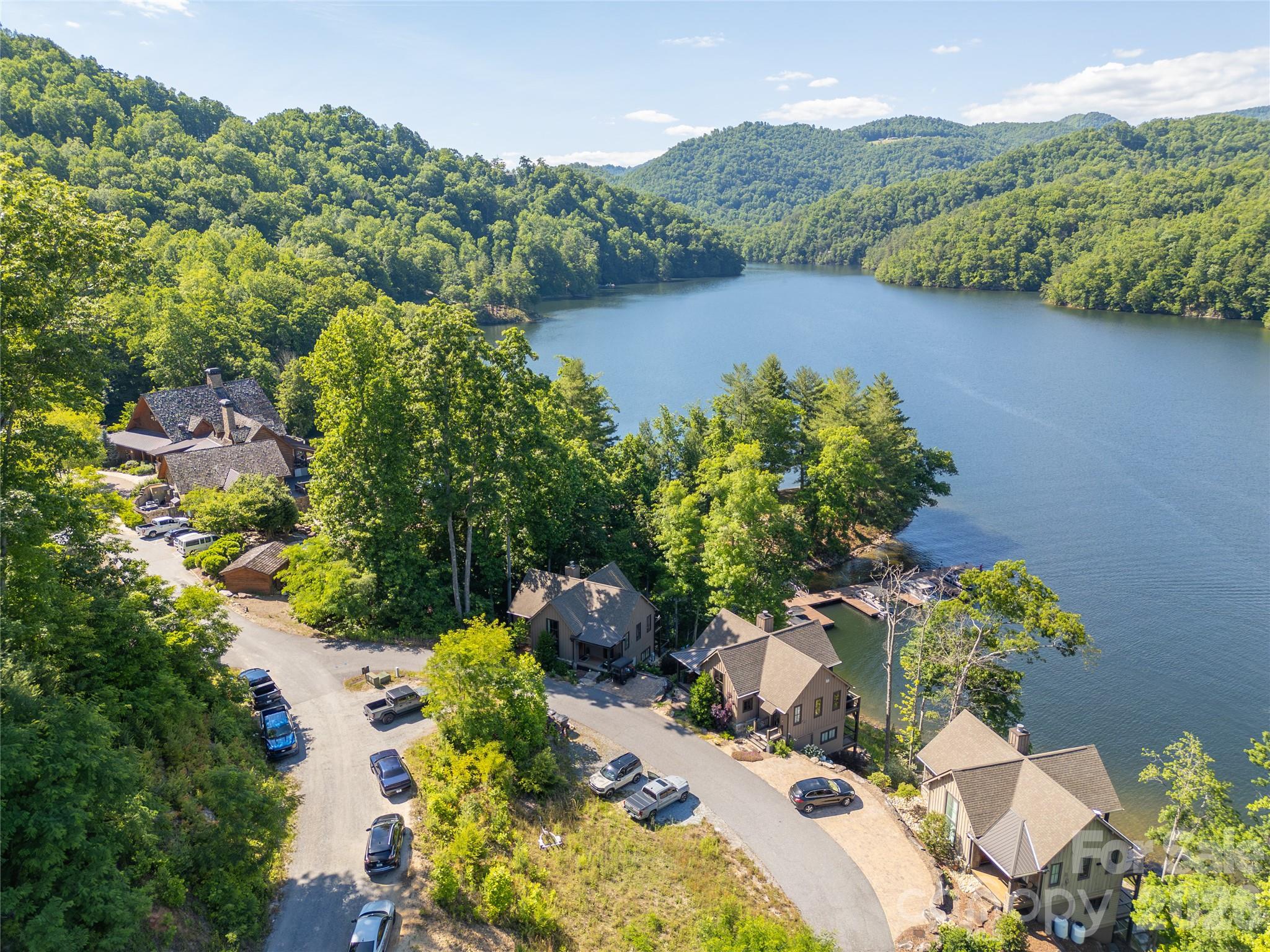 561 Harbor Ridge Drive — Tuckasegee