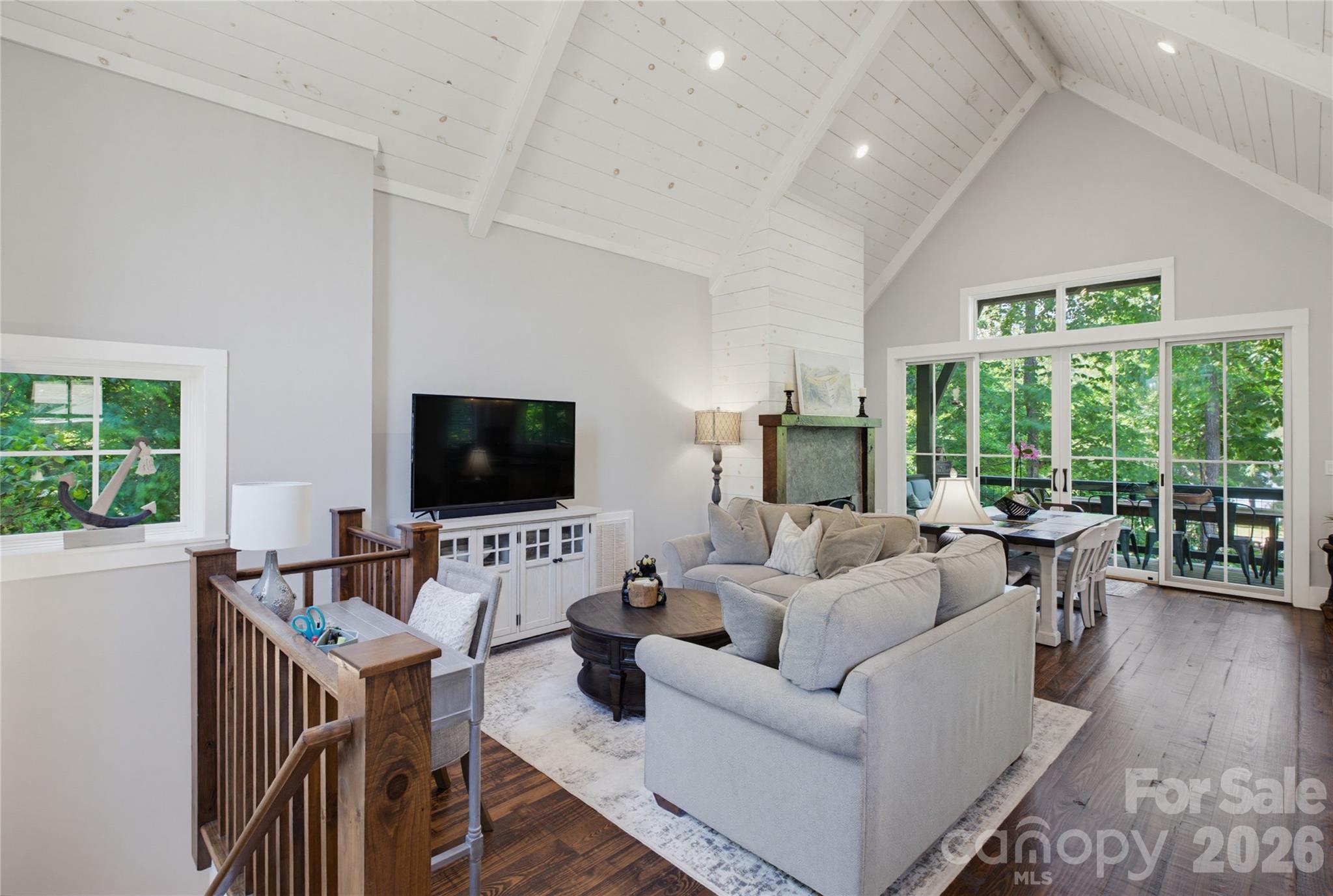 561 Harbor Ridge Drive — Tuckasegee