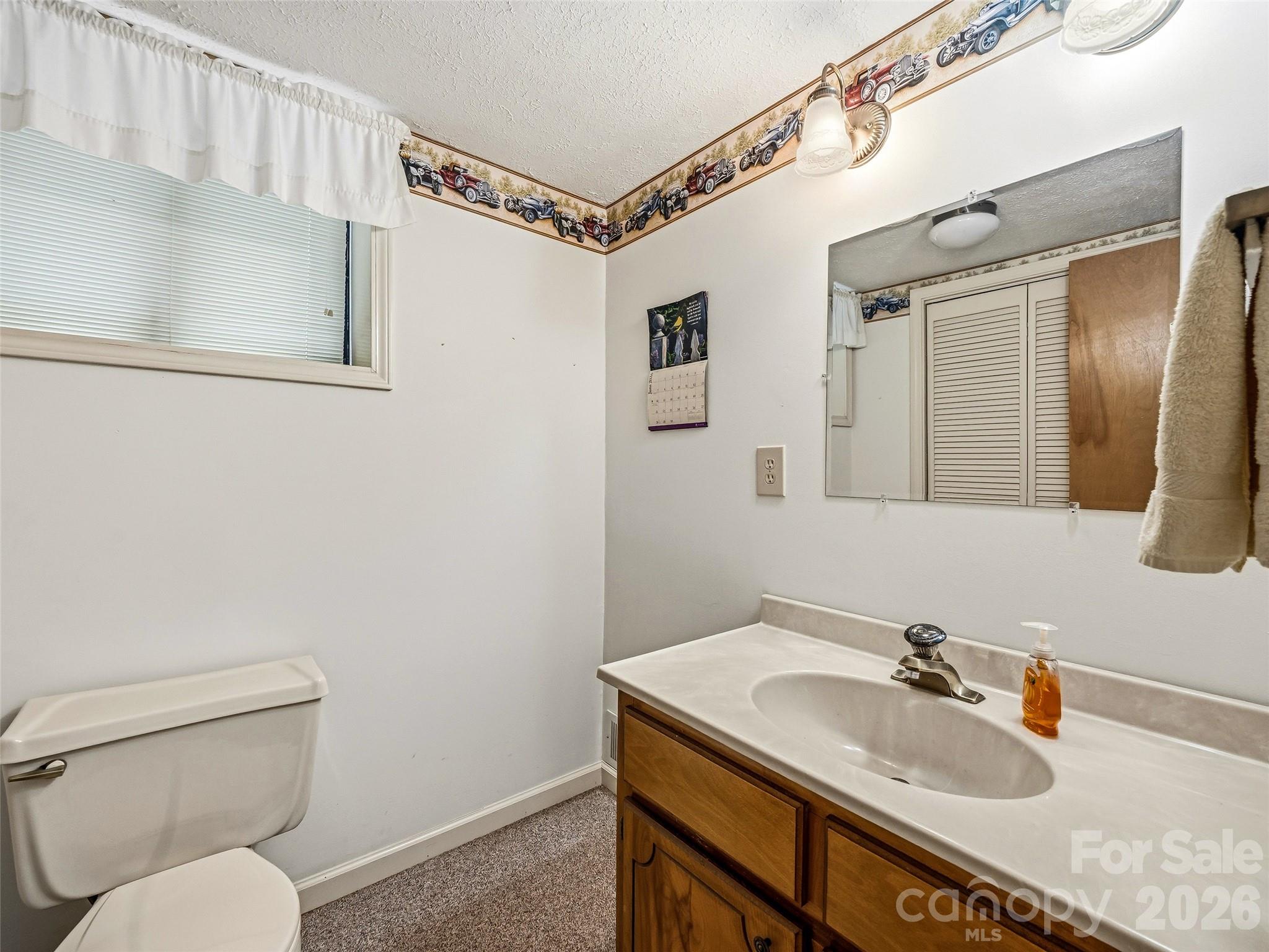 126 Surry Lane — Hendersonville