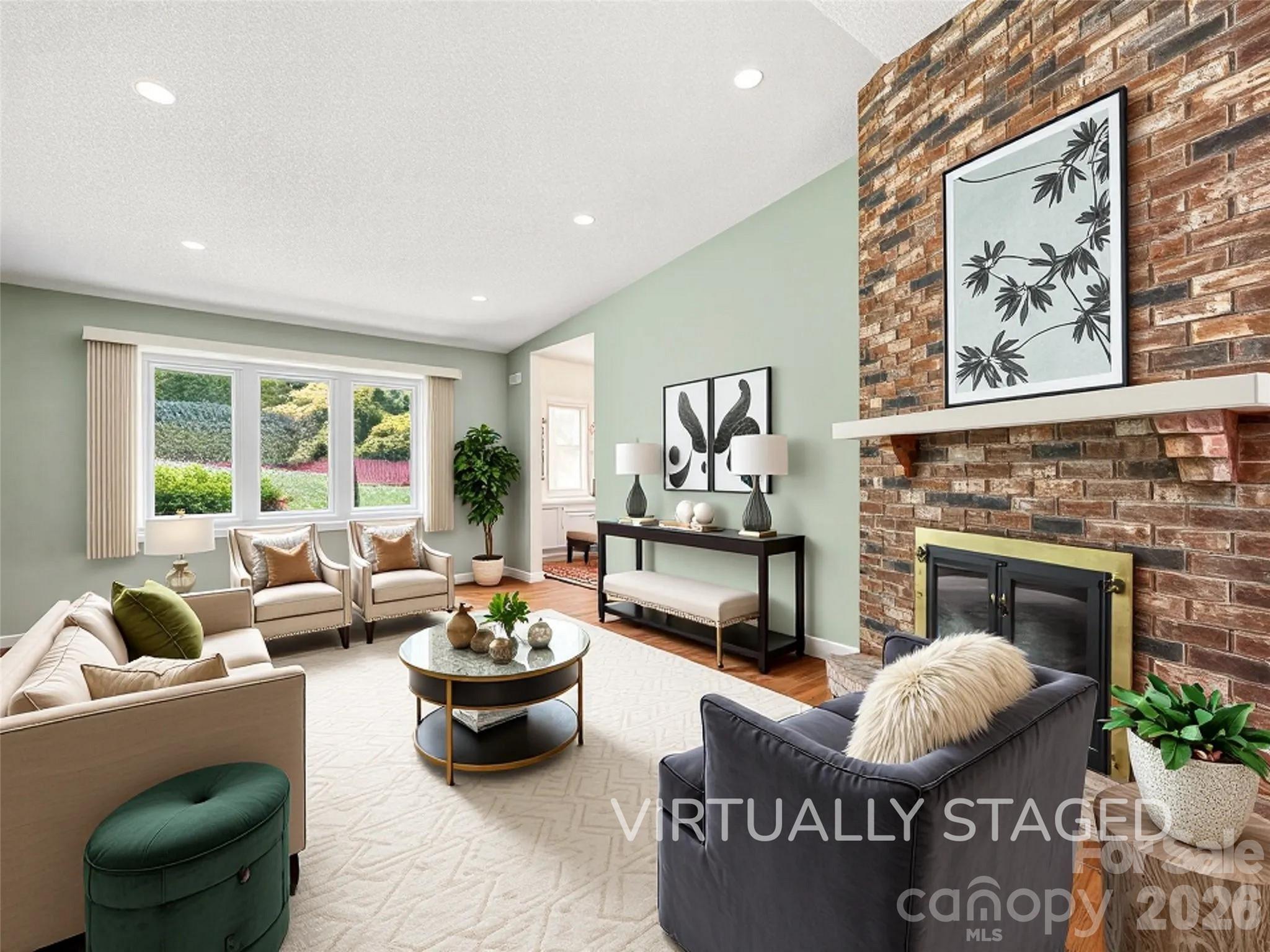 126 Surry Lane — Hendersonville