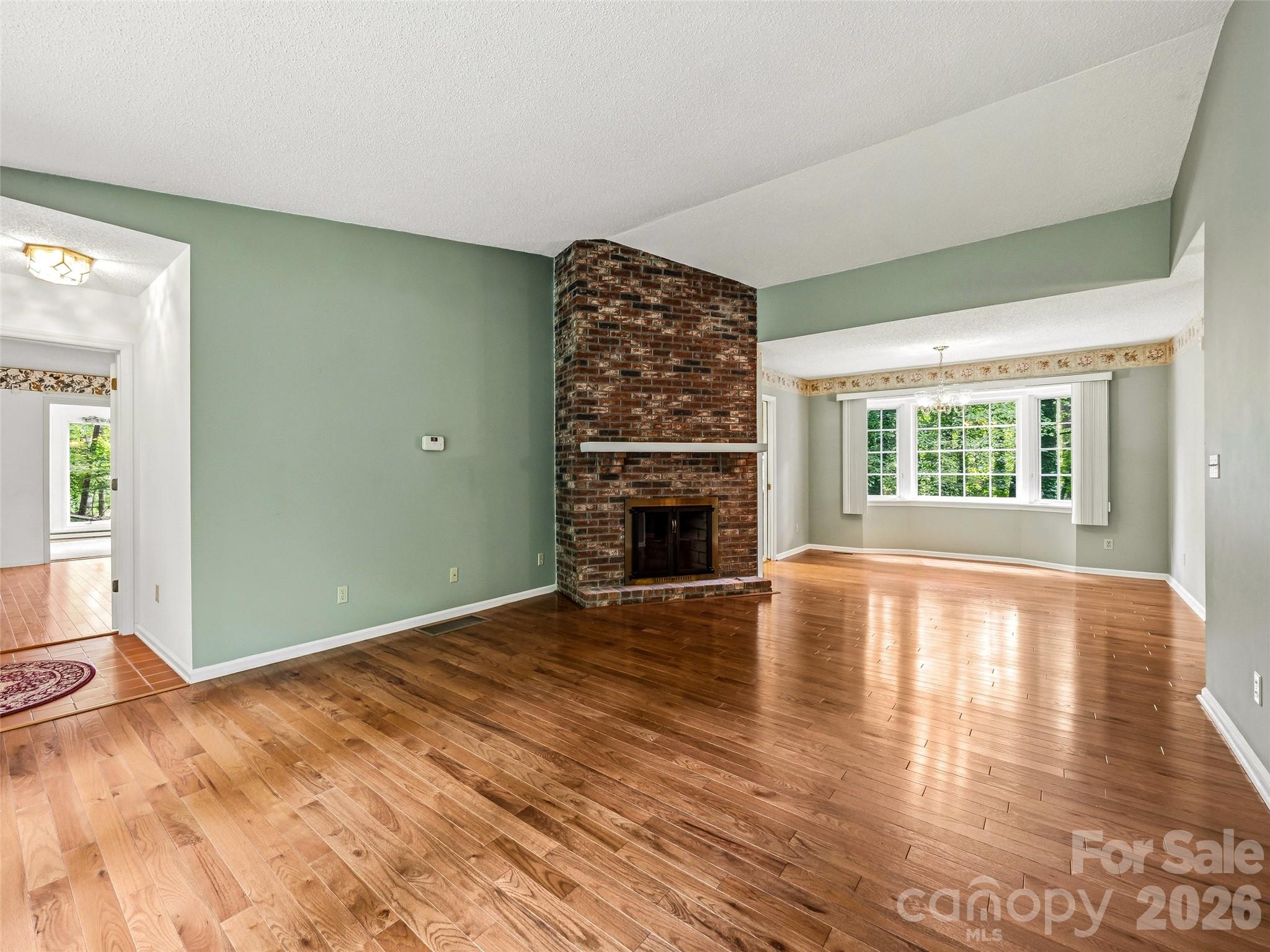 126 Surry Lane — Hendersonville