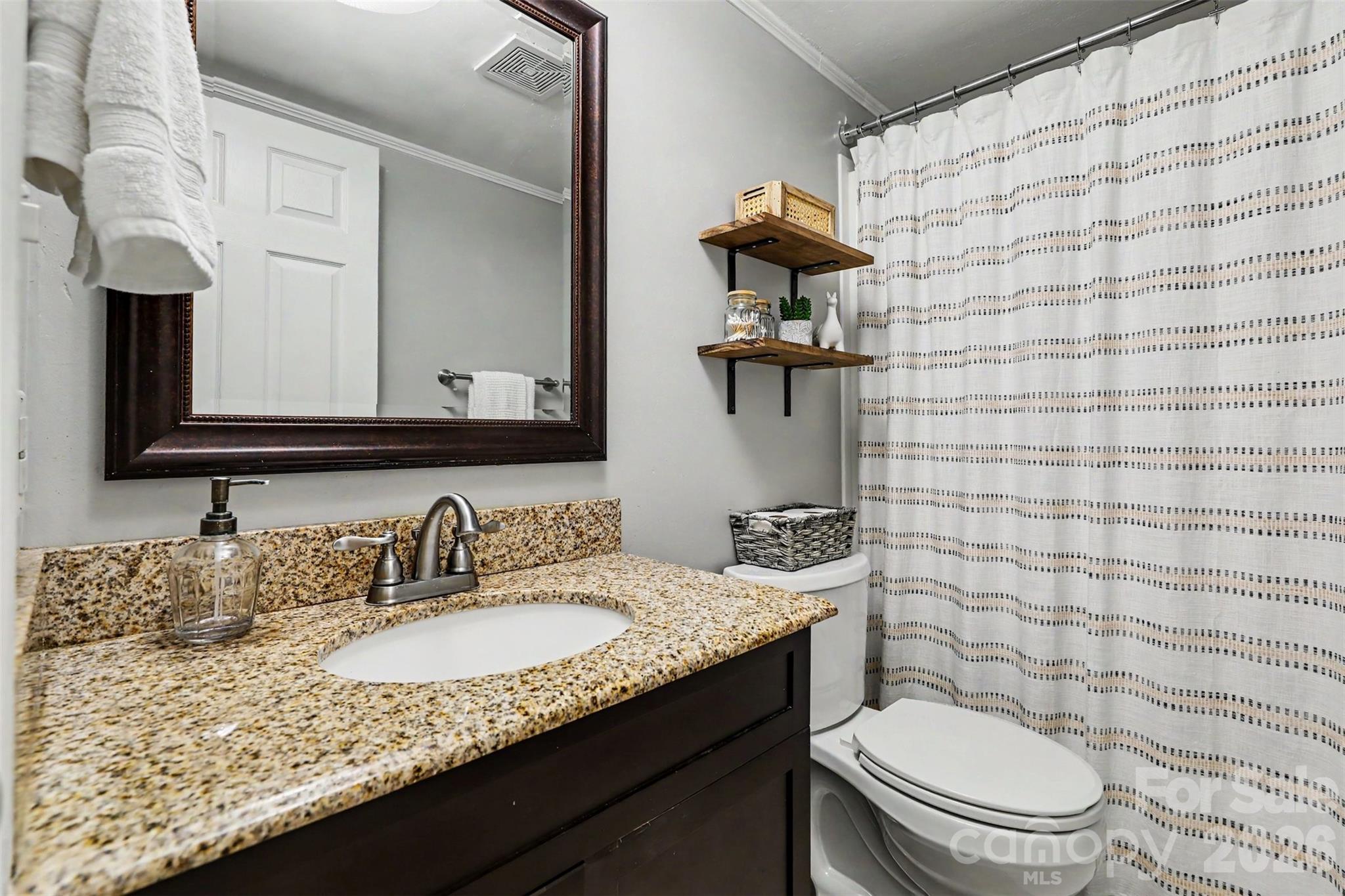 528 Woodlawn Avenue SW — Concord