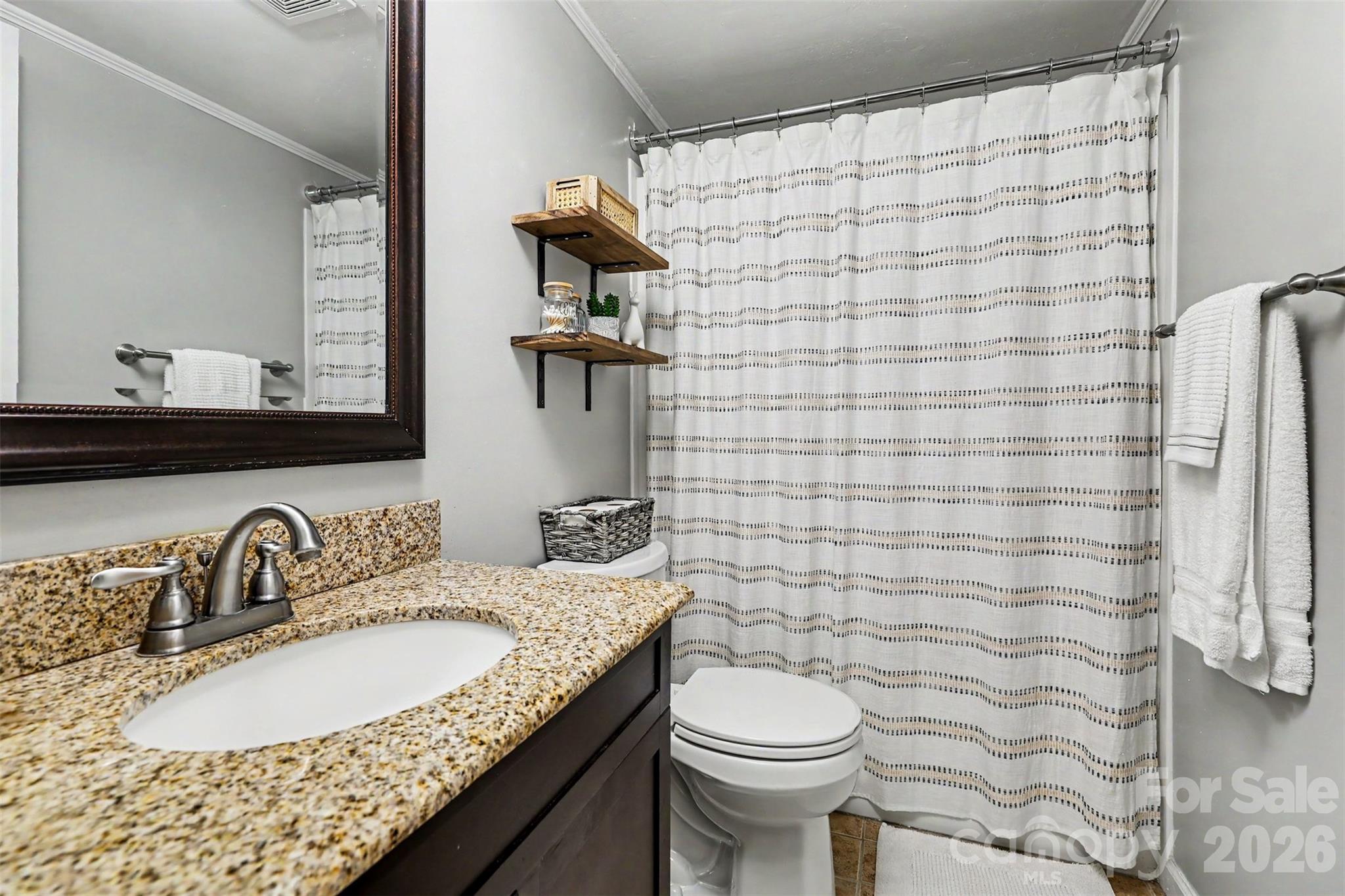 528 Woodlawn Avenue SW — Concord