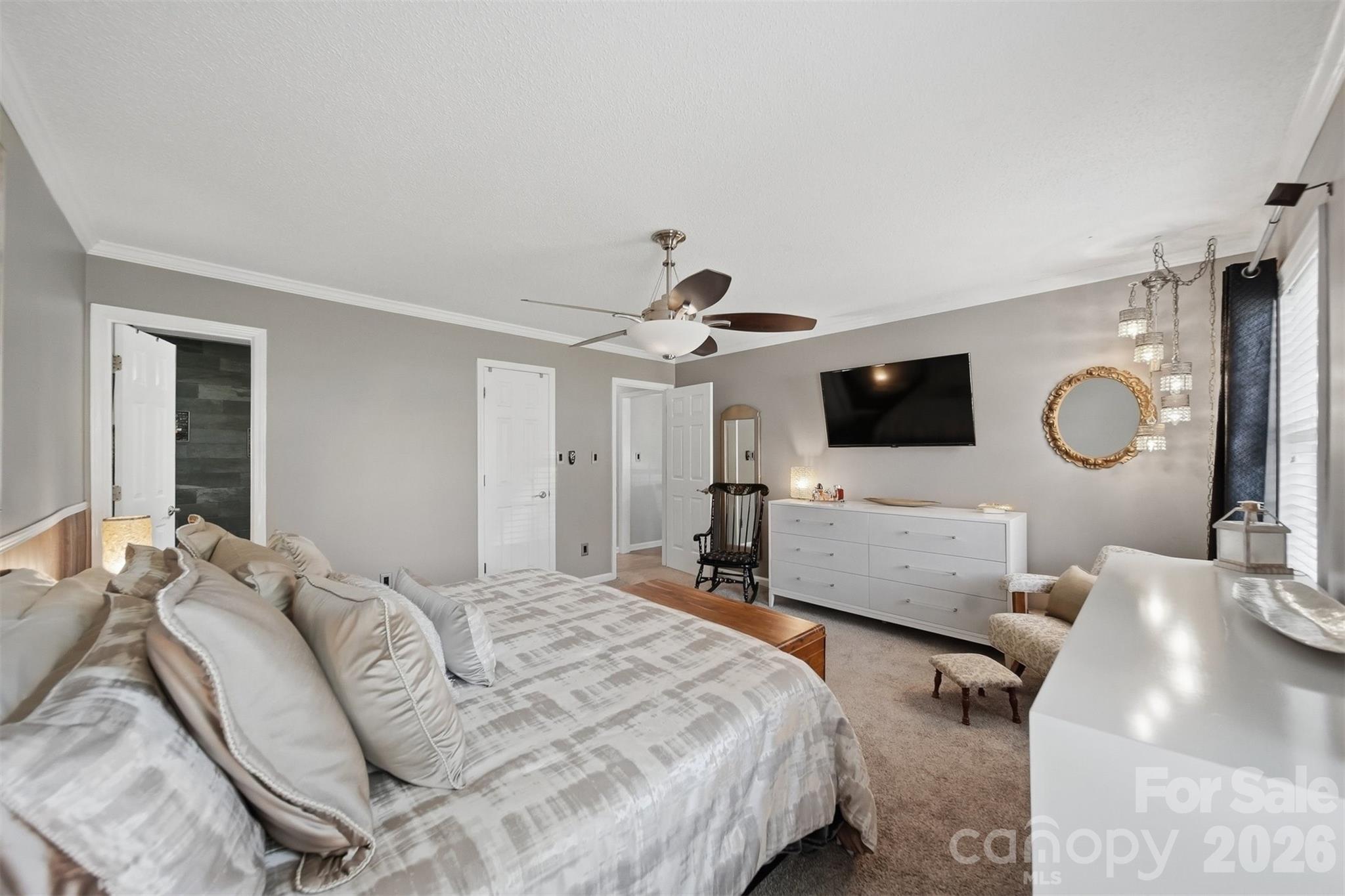 2104 Sheffield Court NW — Conover