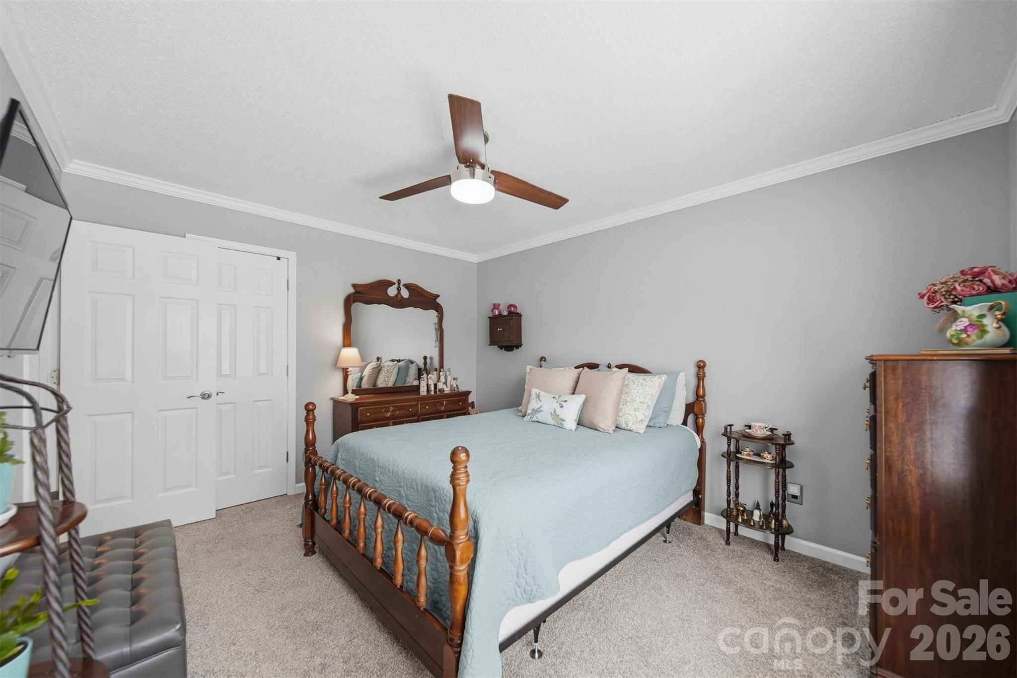 2104 Sheffield Court NW — Conover