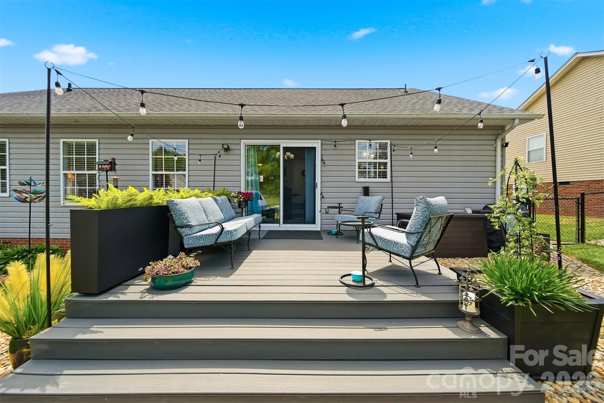 2104 Sheffield Court NW — Conover