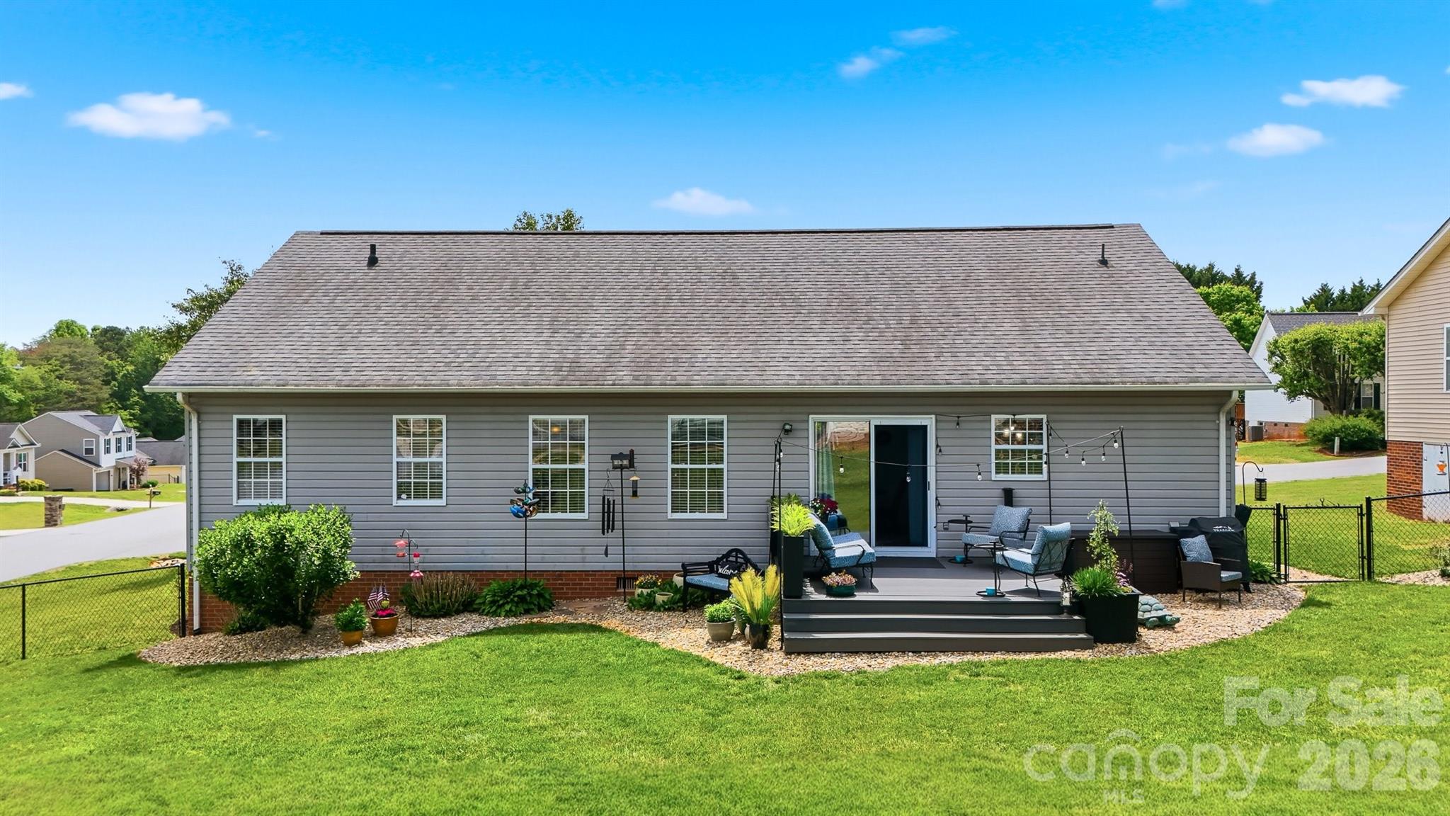 2104 Sheffield Court NW — Conover