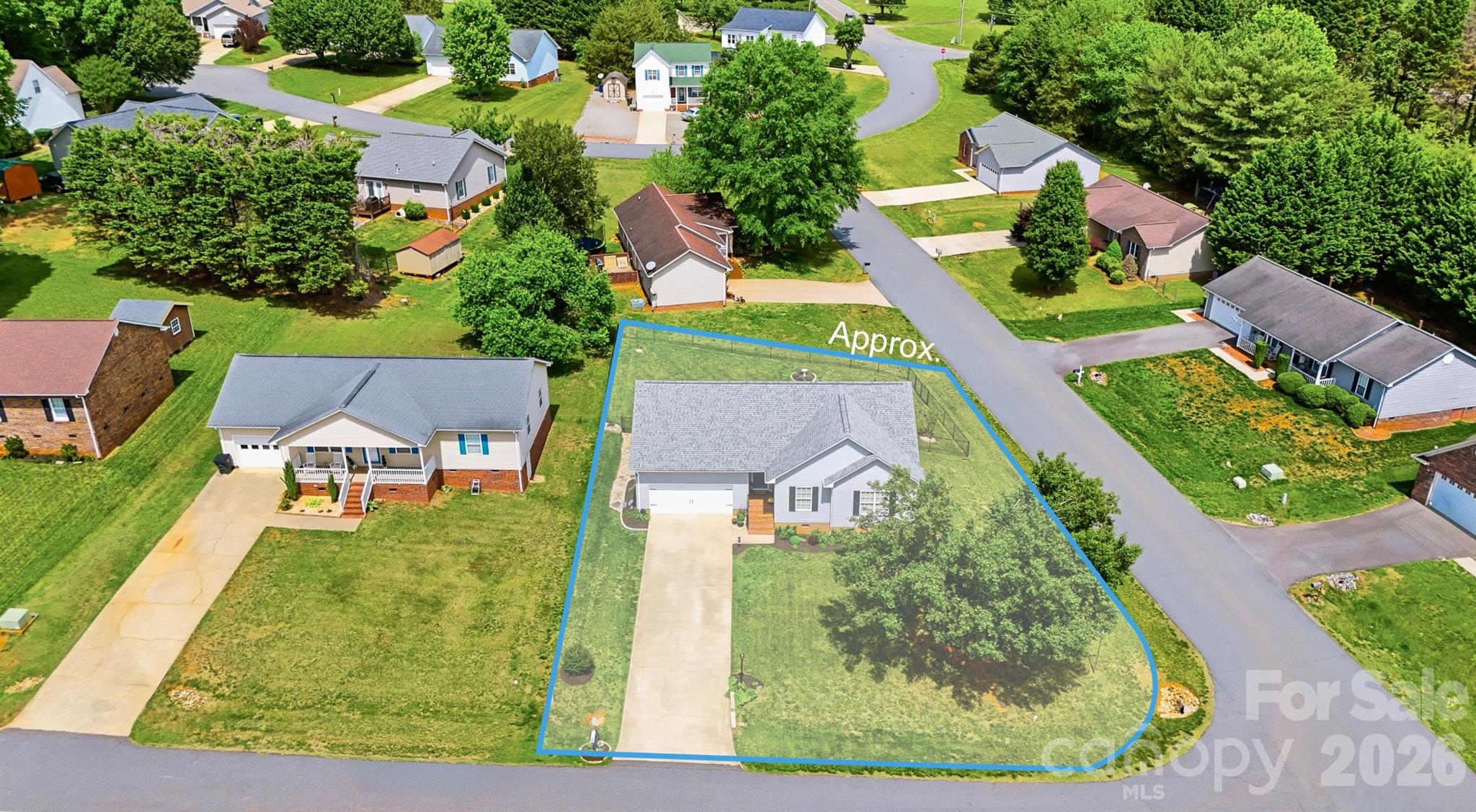 2104 Sheffield Court NW — Conover