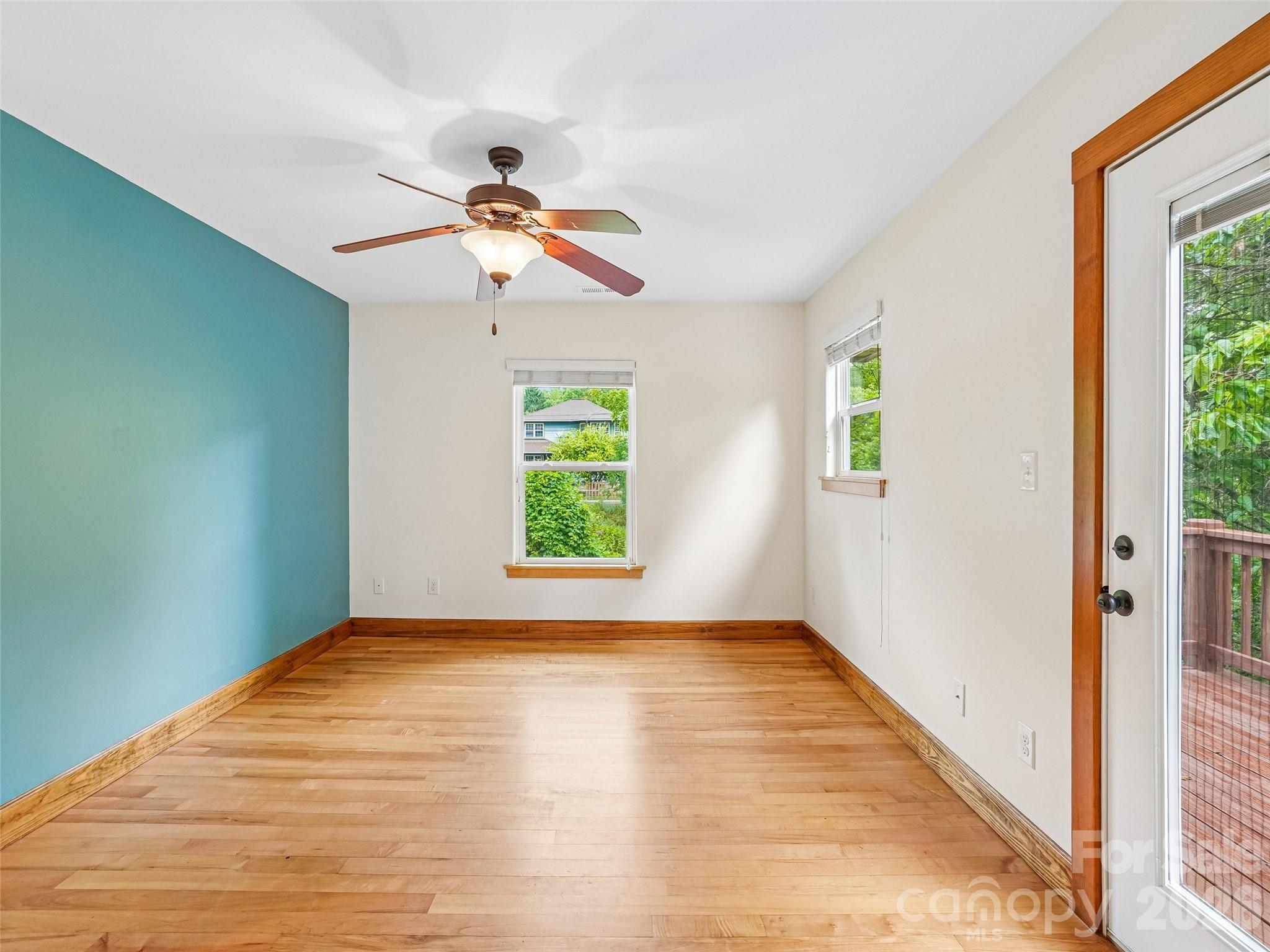 3 Delaware Avenue — Asheville