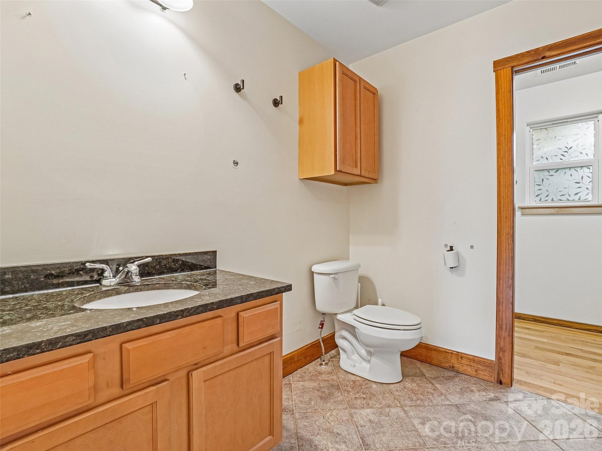 3 Delaware Avenue — Asheville